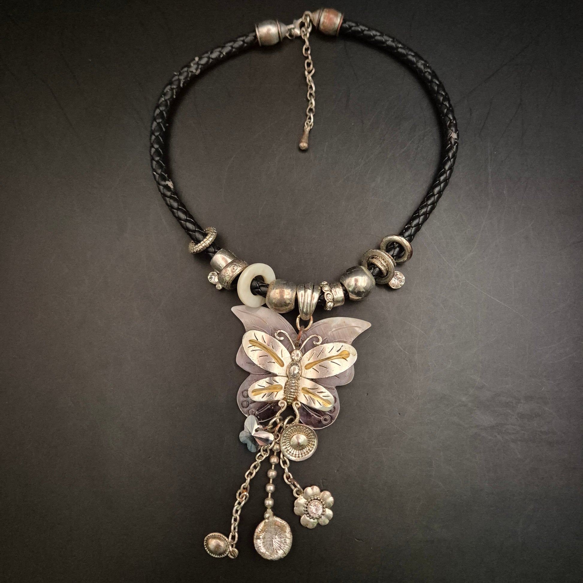 Vintage Halskette Schmetterling mit geflochtenem Lederband FES4814 - Bild 2