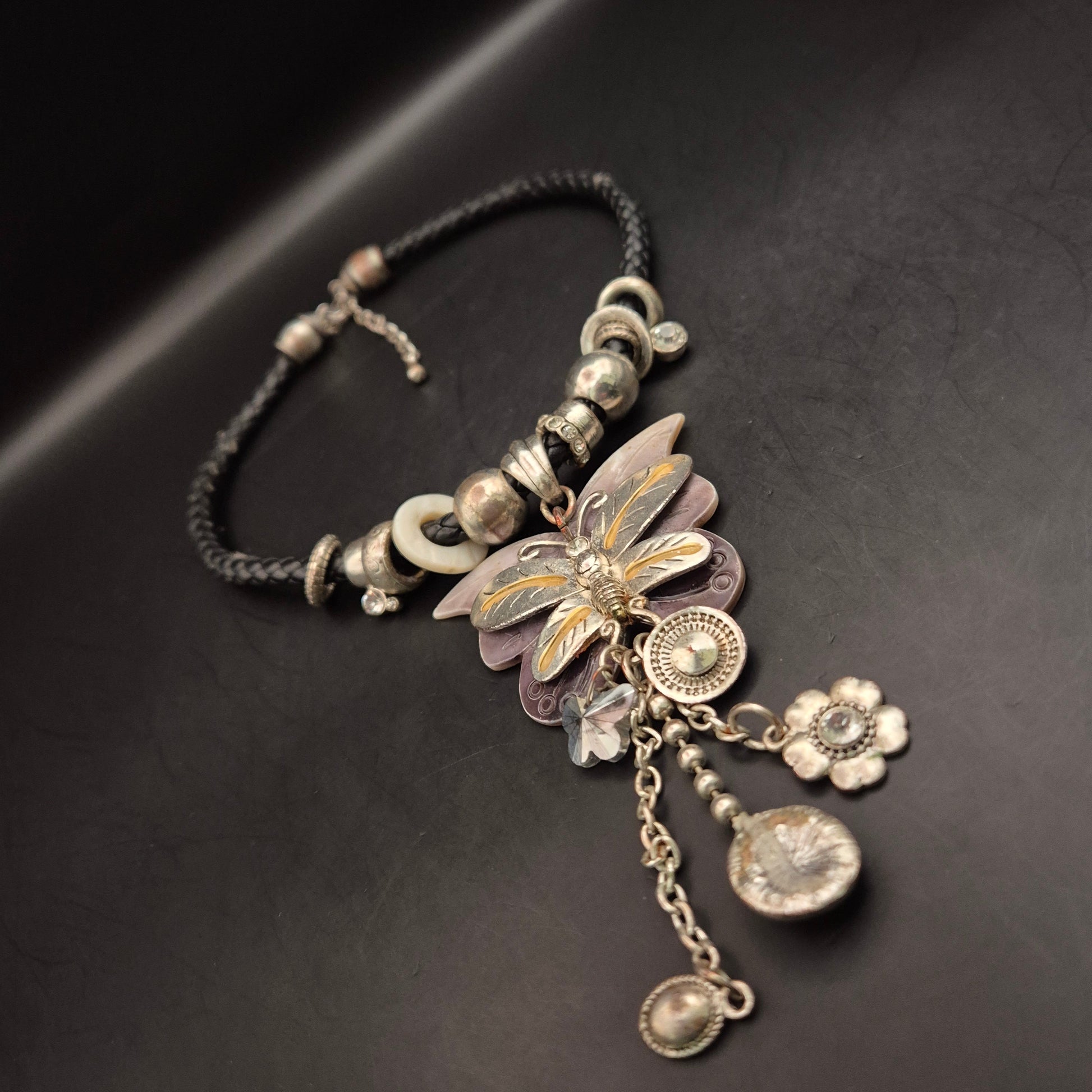 Vintage Halskette Schmetterling mit geflochtenem Lederband FES4814 - Bild 4