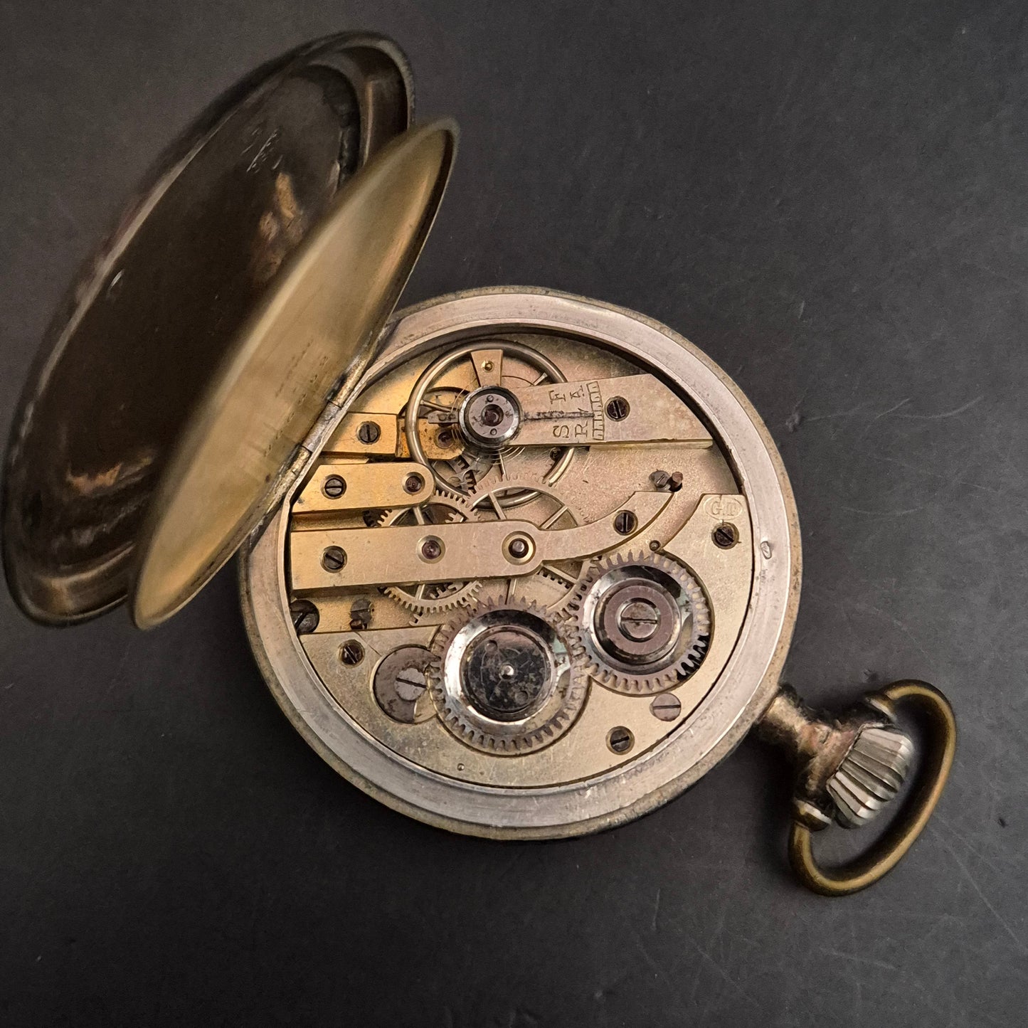 Antike mechanische Taschenuhr – Vintage Sammlerstück mit Patina - Bild 2