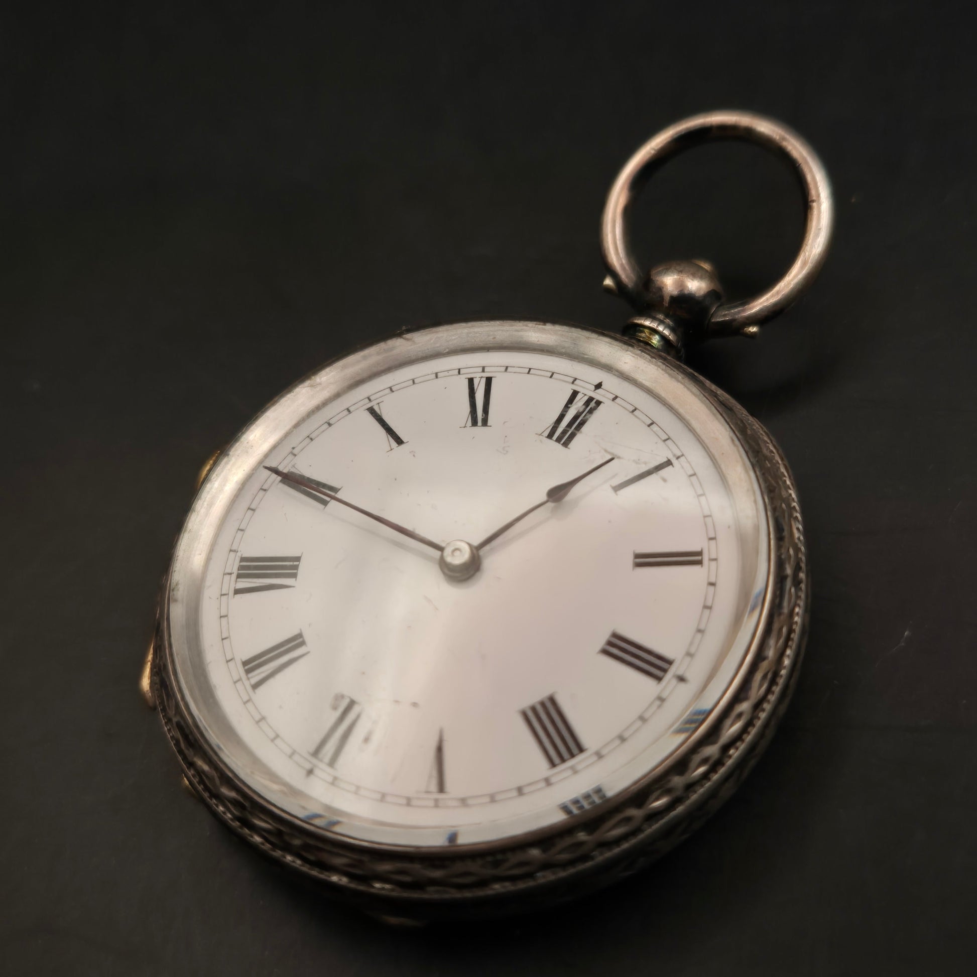 Vintage Taschenuhr Silberfarben mit römischen Ziffern – FES4826 - Bild 4