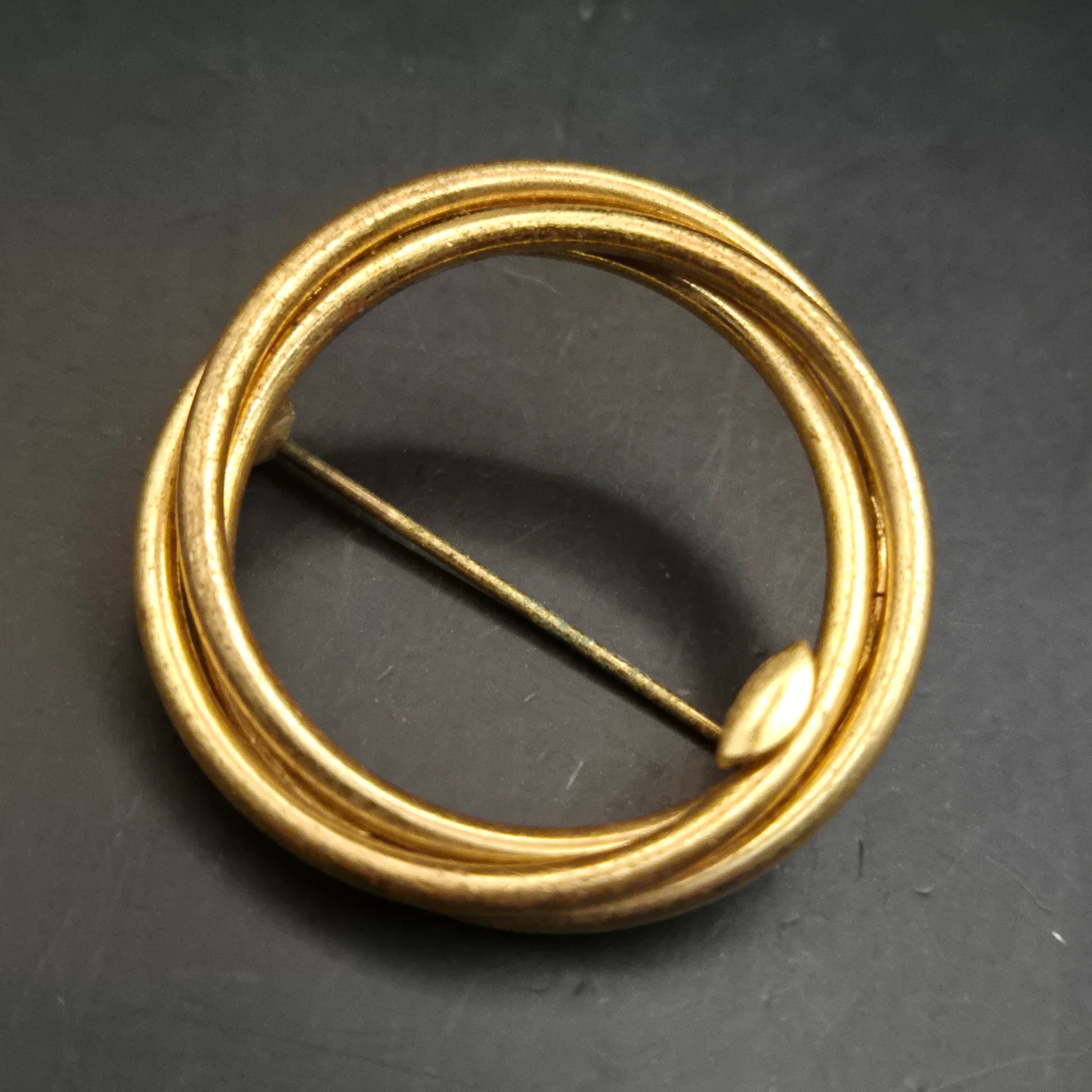 Zeitlose Vintage Brosche Goldfarben – Elegantes Kreis-Design - Bild 4