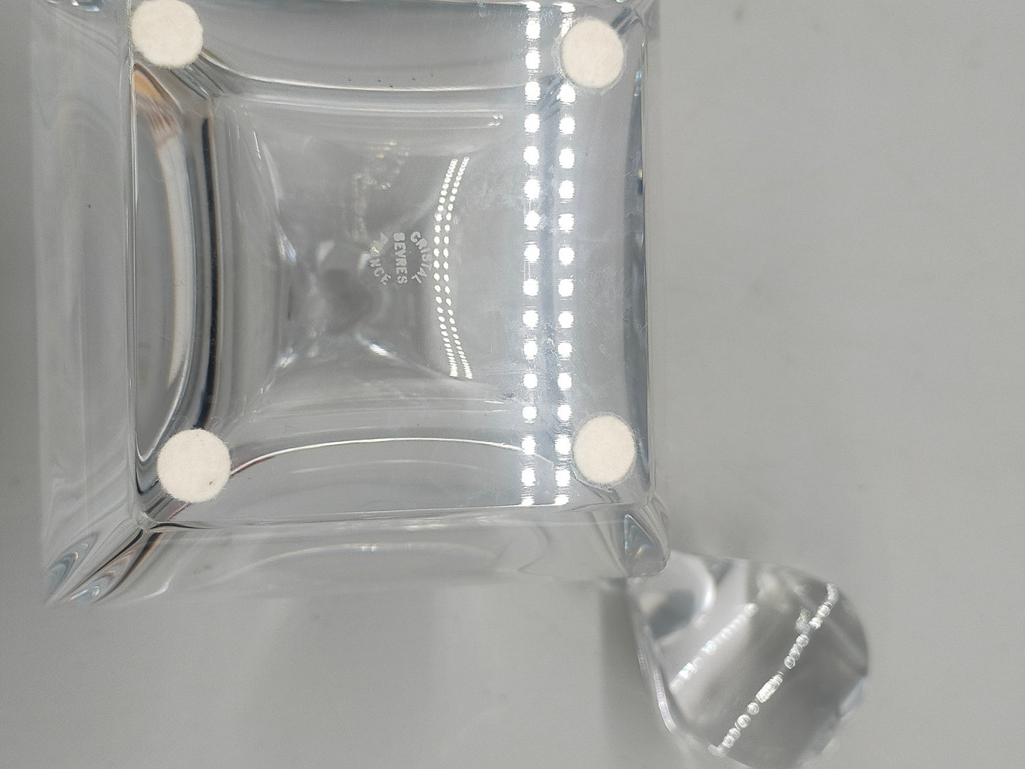 Sevres Kristall Karaffe Frankreich – edles Design mit Facettenschliff