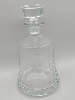 Kristallglas Karaffe mit Stöpsel – floral graviert, facettierter Schliff