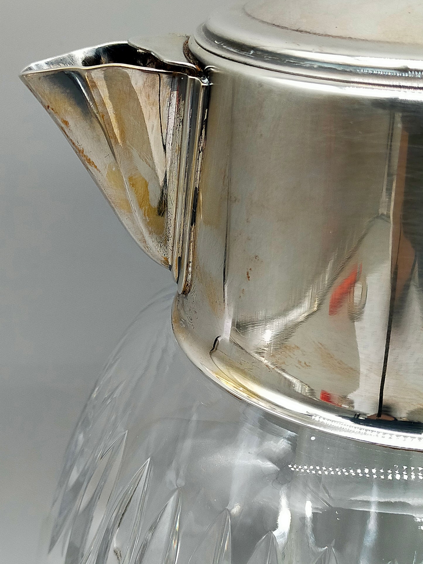 Kristall Glas Karaffe mit Metall Deckel & Einsatz – Vintage Stil