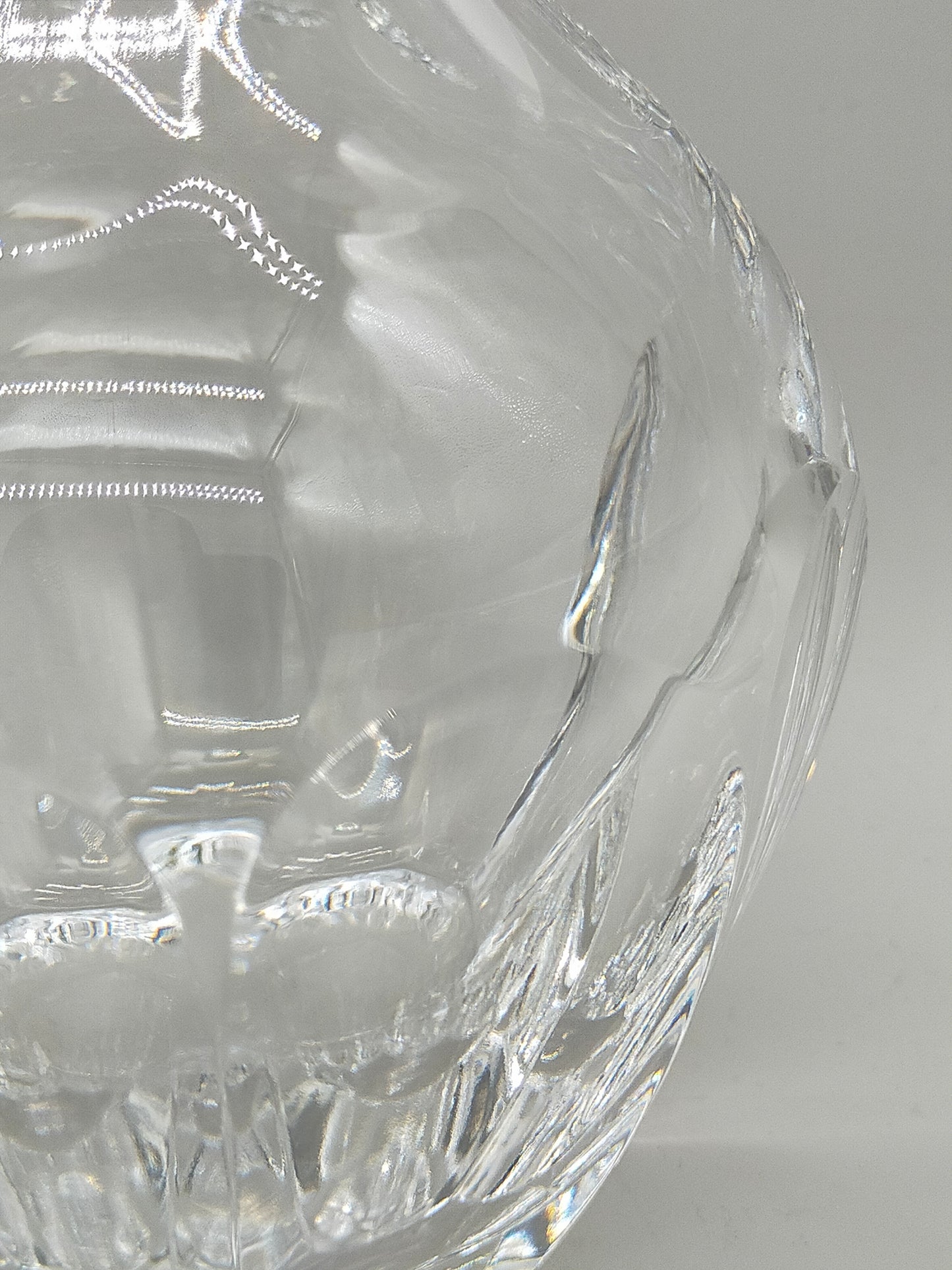 Edle Kristallglas Karaffe mit Stopfen – Klassisches Design