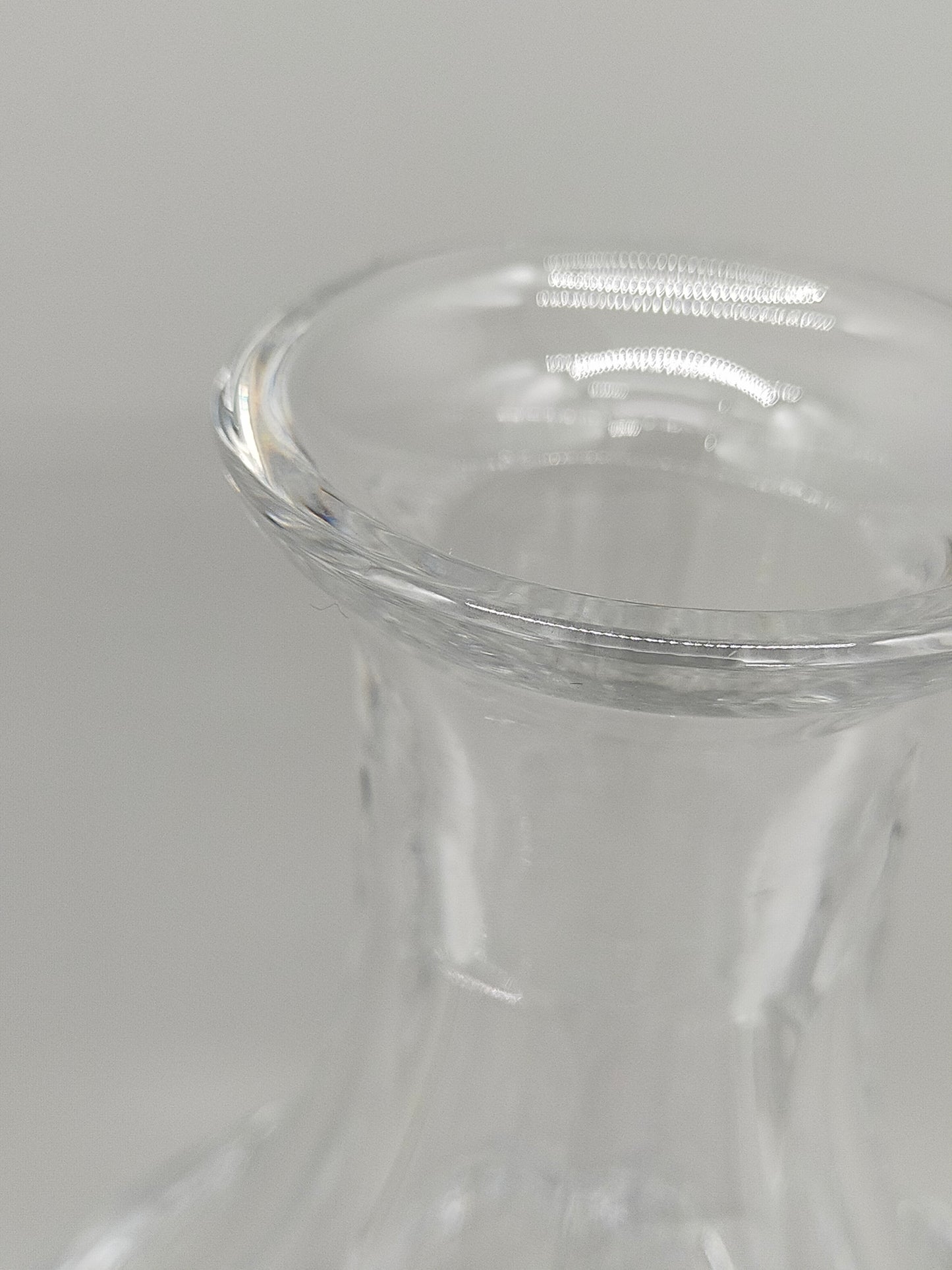 Edle Kristallglas Karaffe mit Stopfen – Klassisches Design