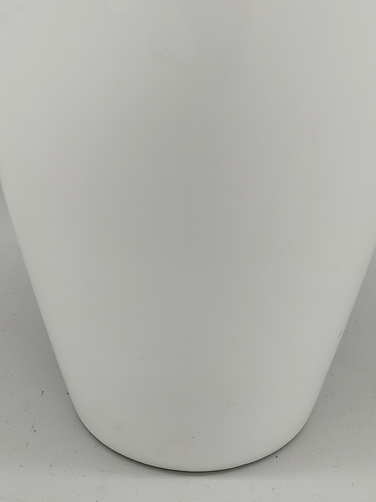 Exklusive KPM Berlin Porzellan Vase in Weiß – Elegante