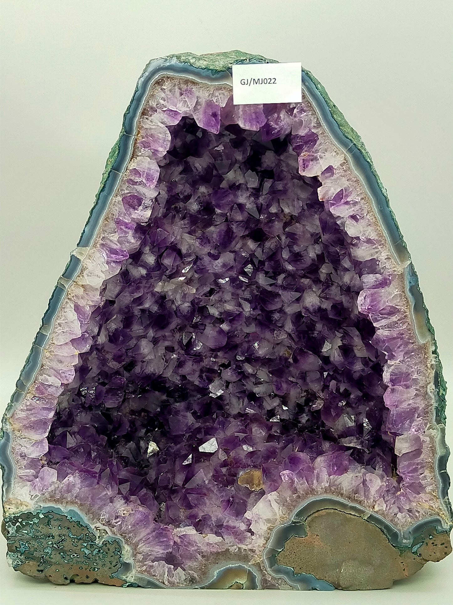 Große Amethyst Druse Geode Kristall violett Naturstein Dekoration