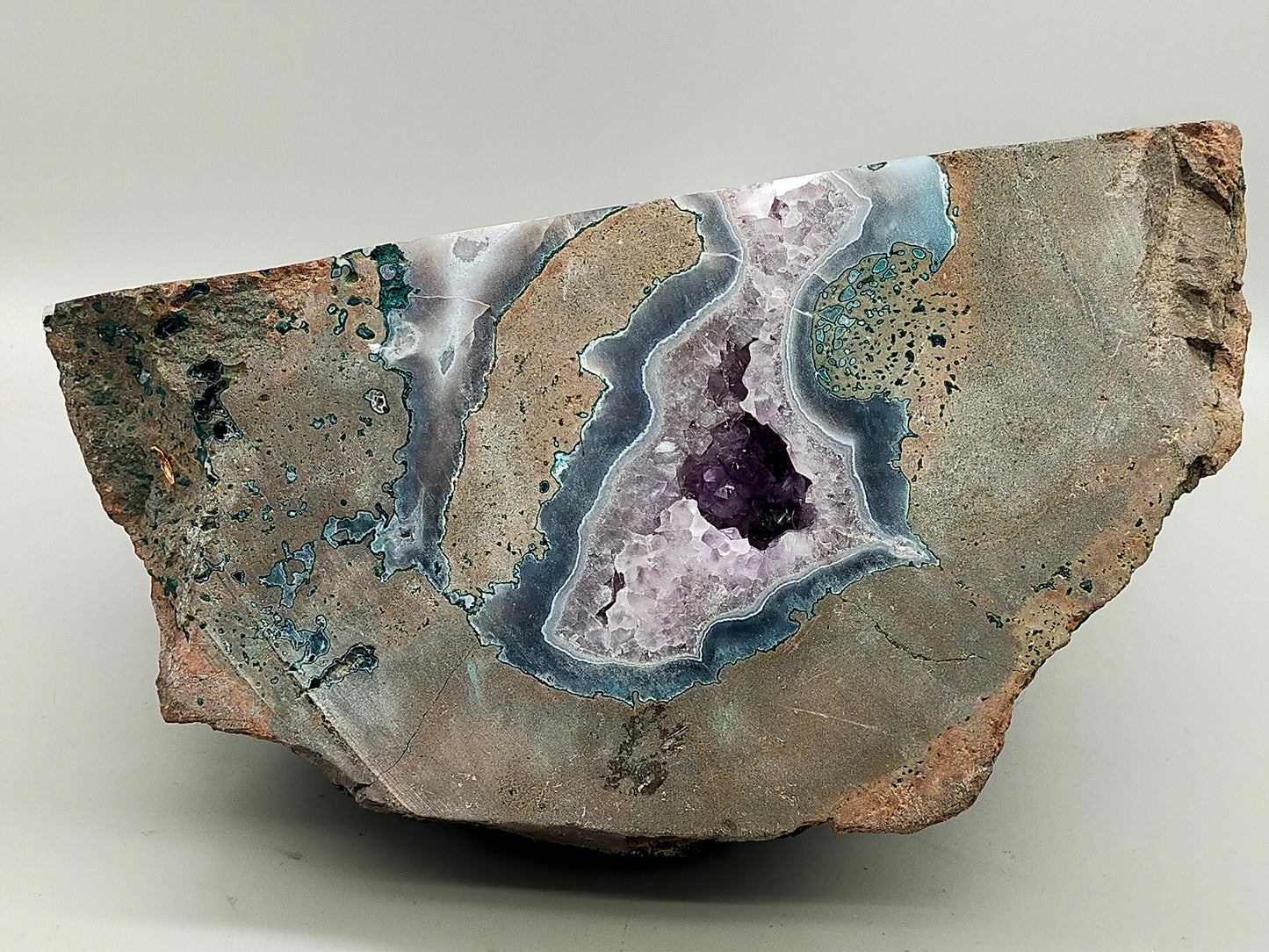 Große Amethyst Druse Geode Kristall violett Naturstein Dekoration