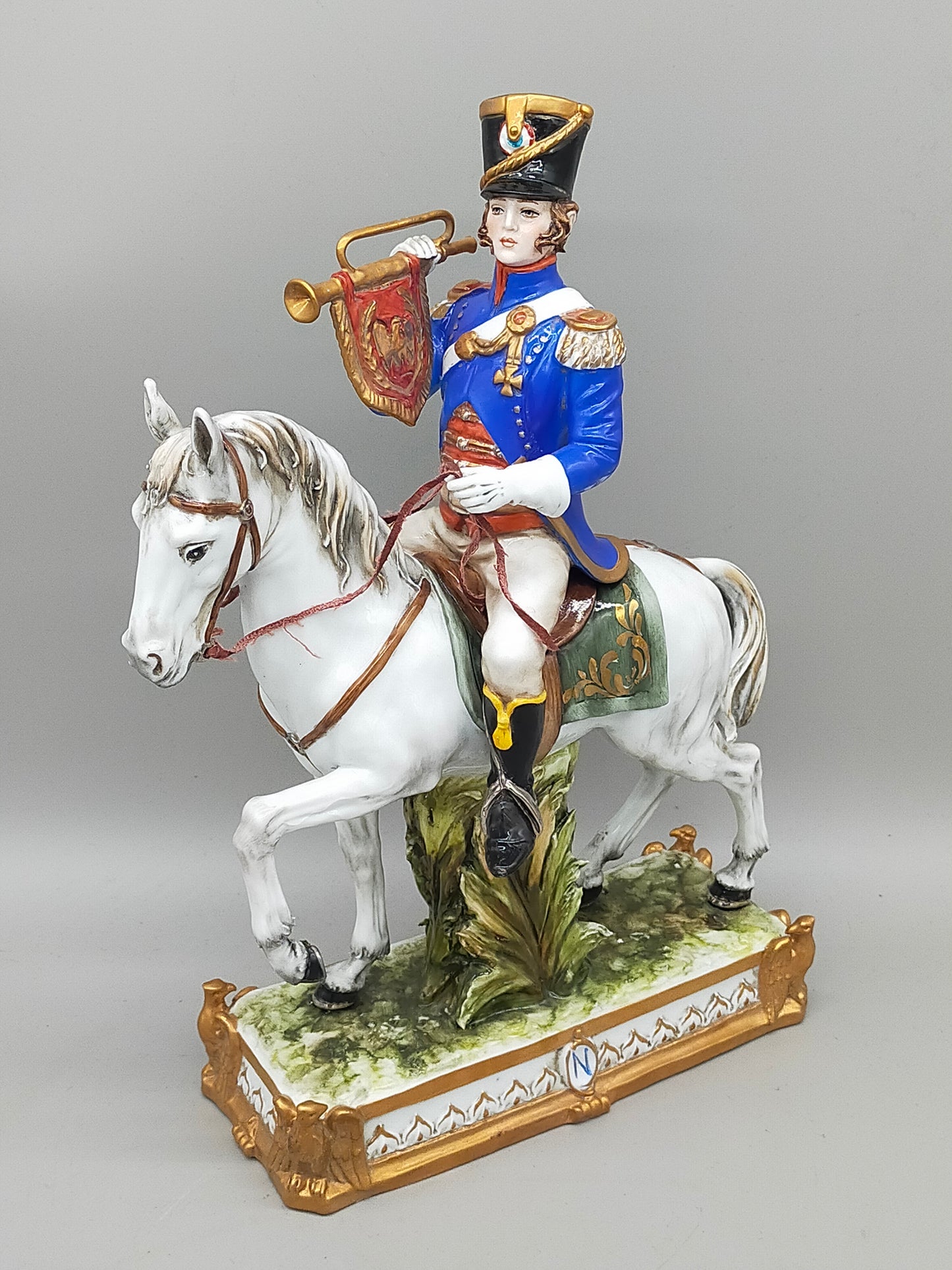 Napoleon Bonaparte Offizier 1808 - Porzellan Figur Limoges Handarbeit