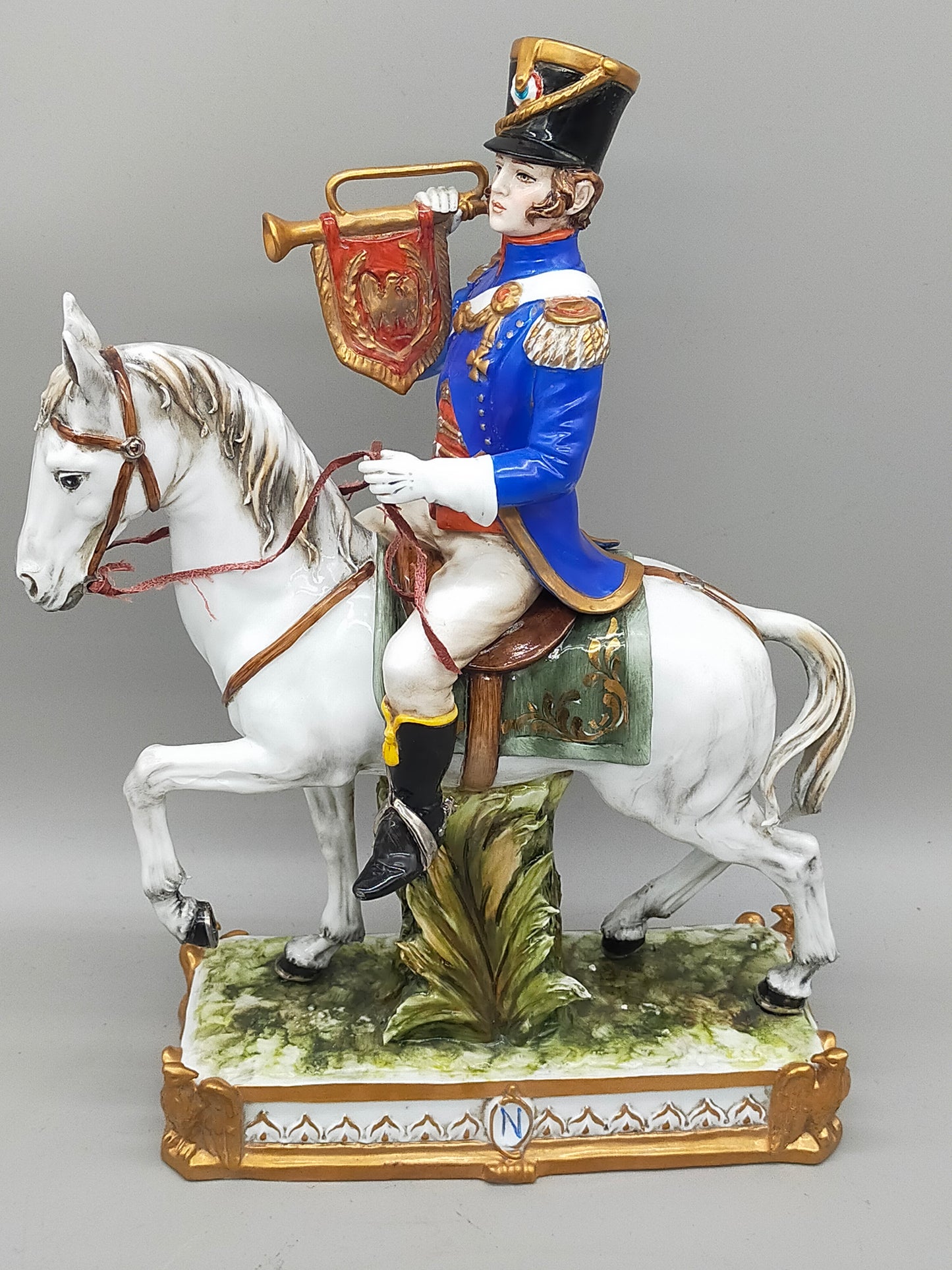 Napoleon Bonaparte Offizier 1808 - Porzellan Figur Limoges Handarbeit