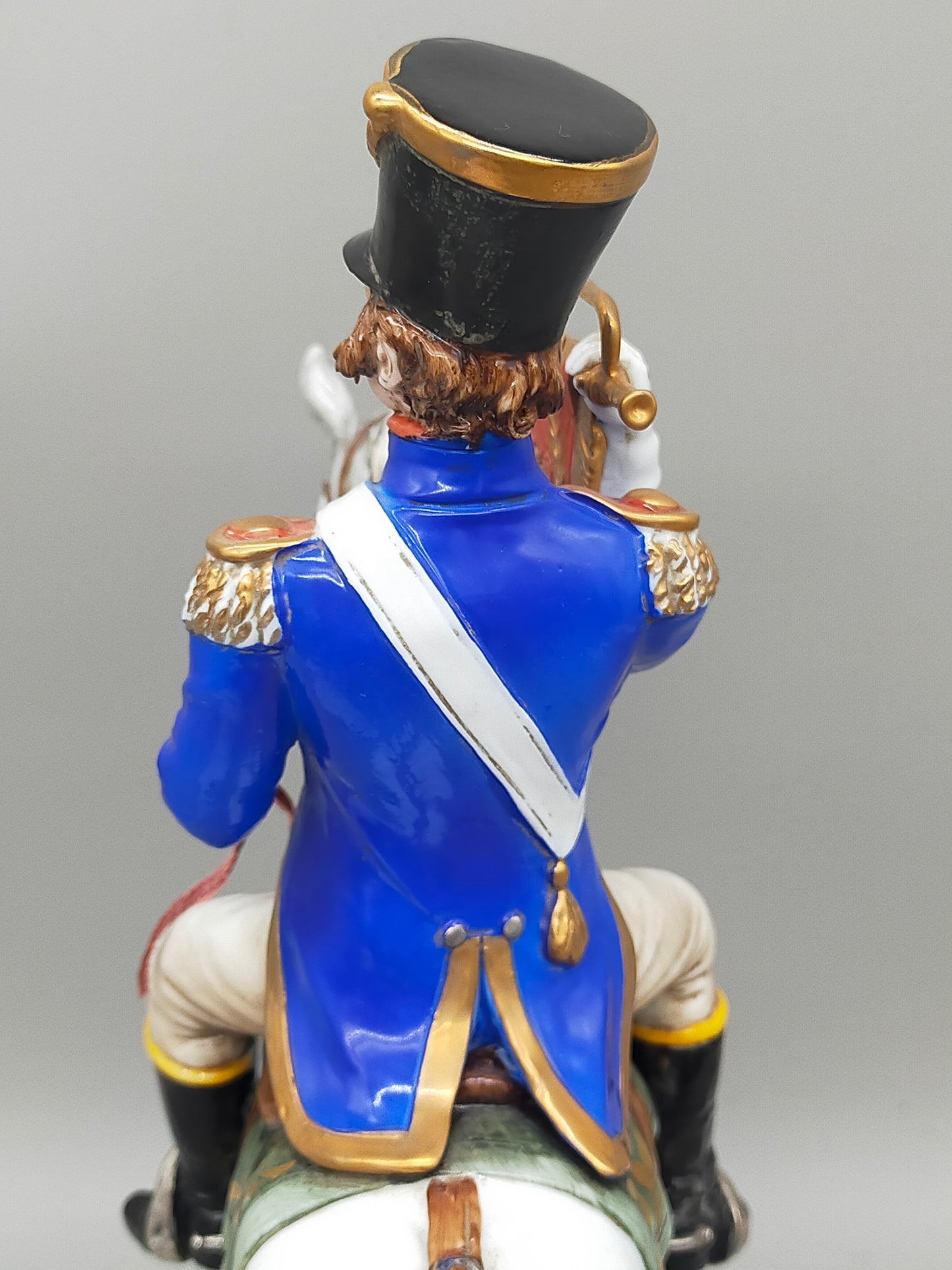 Napoleon Bonaparte Offizier 1808 - Porzellan Figur Limoges Handarbeit
