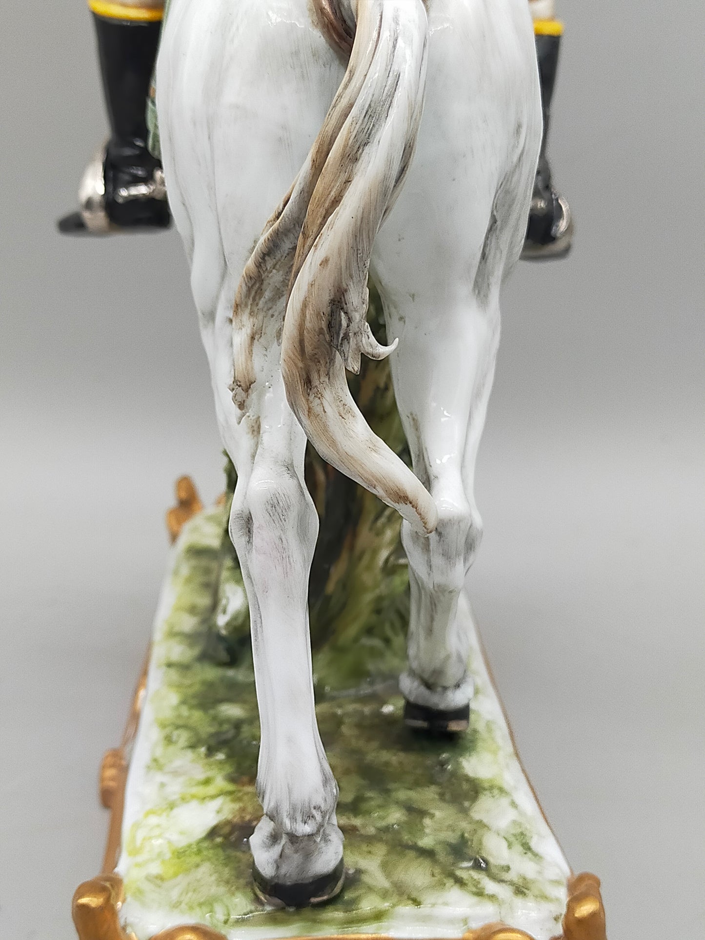 Napoleon Bonaparte Offizier 1808 - Porzellan Figur Limoges Handarbeit