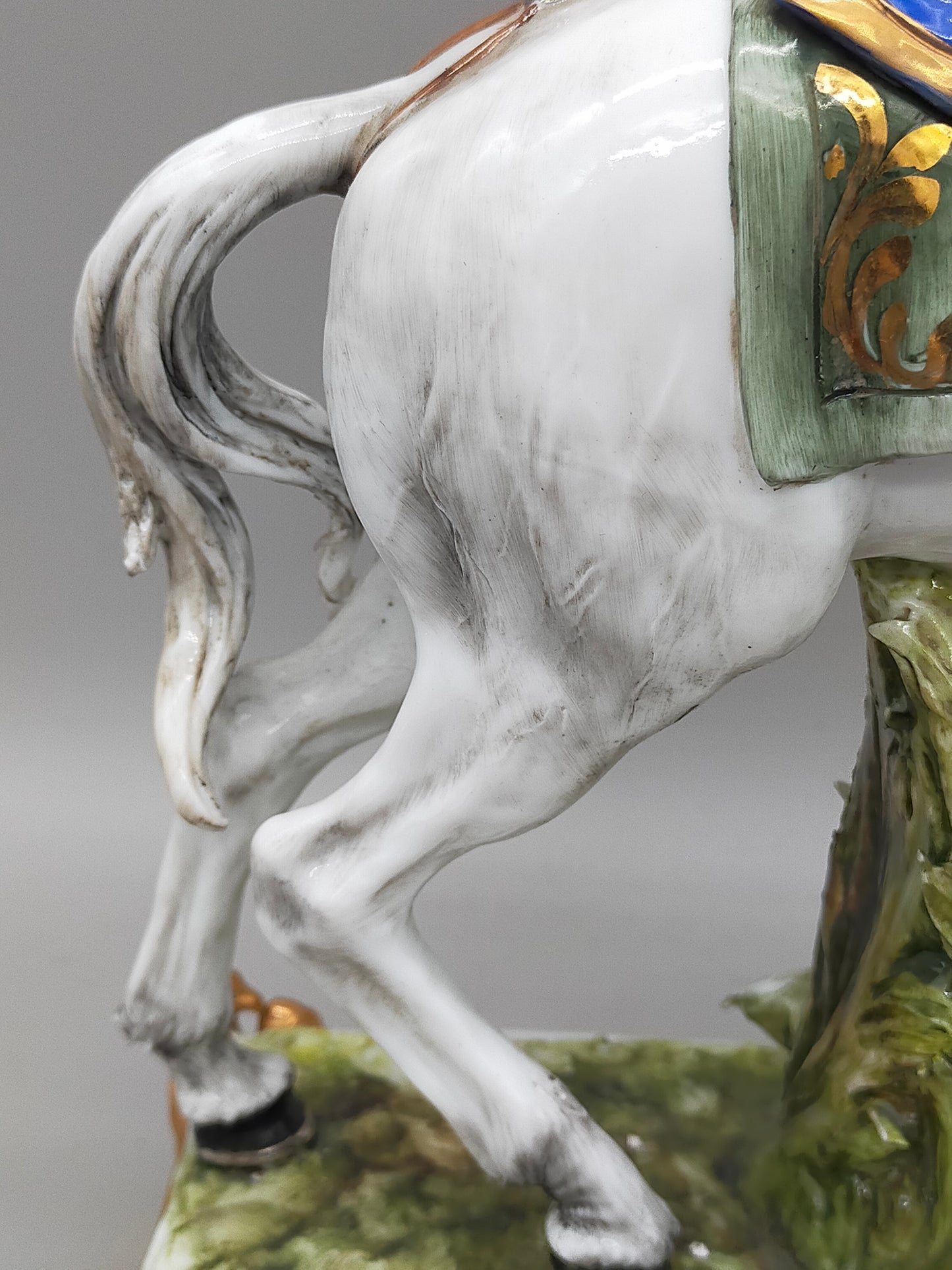 Napoleon Bonaparte Offizier 1808 - Porzellan Figur Limoges Handarbeit