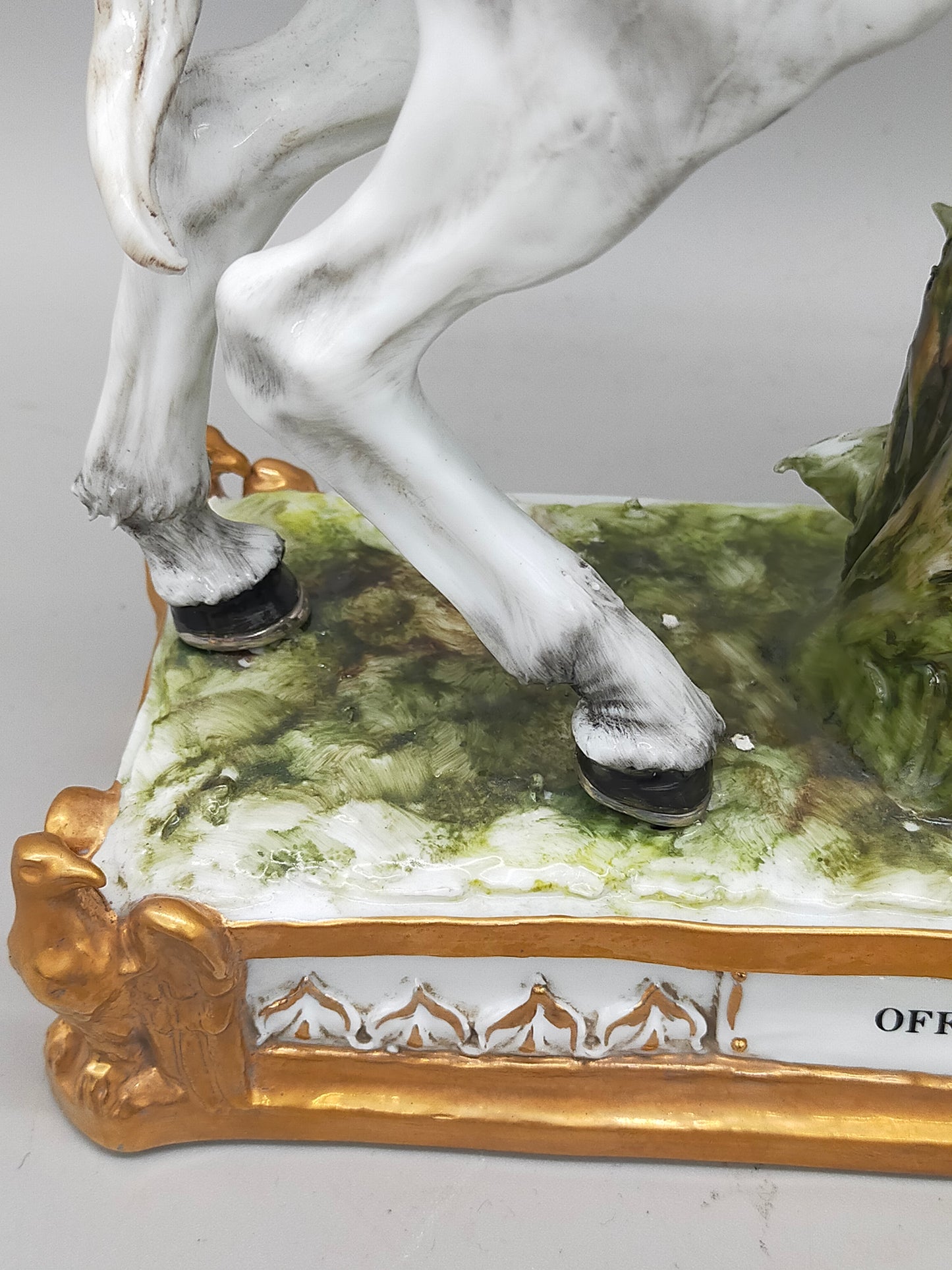 Napoleon Bonaparte Offizier 1808 - Porzellan Figur Limoges Handarbeit
