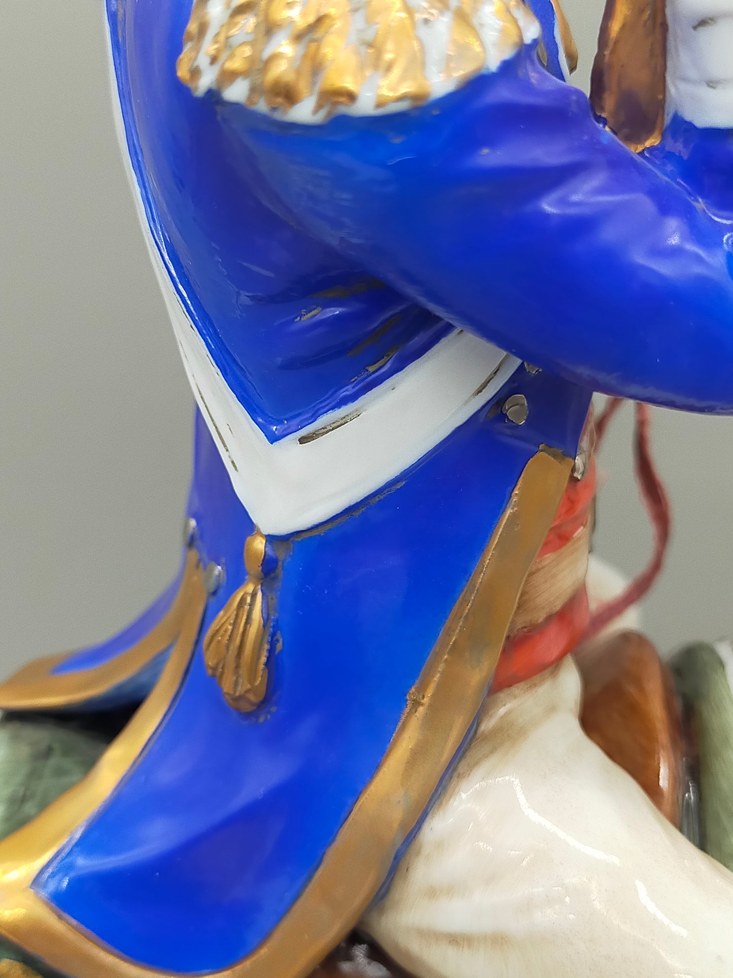 Napoleon Bonaparte Offizier 1808 - Porzellan Figur Limoges Handarbeit
