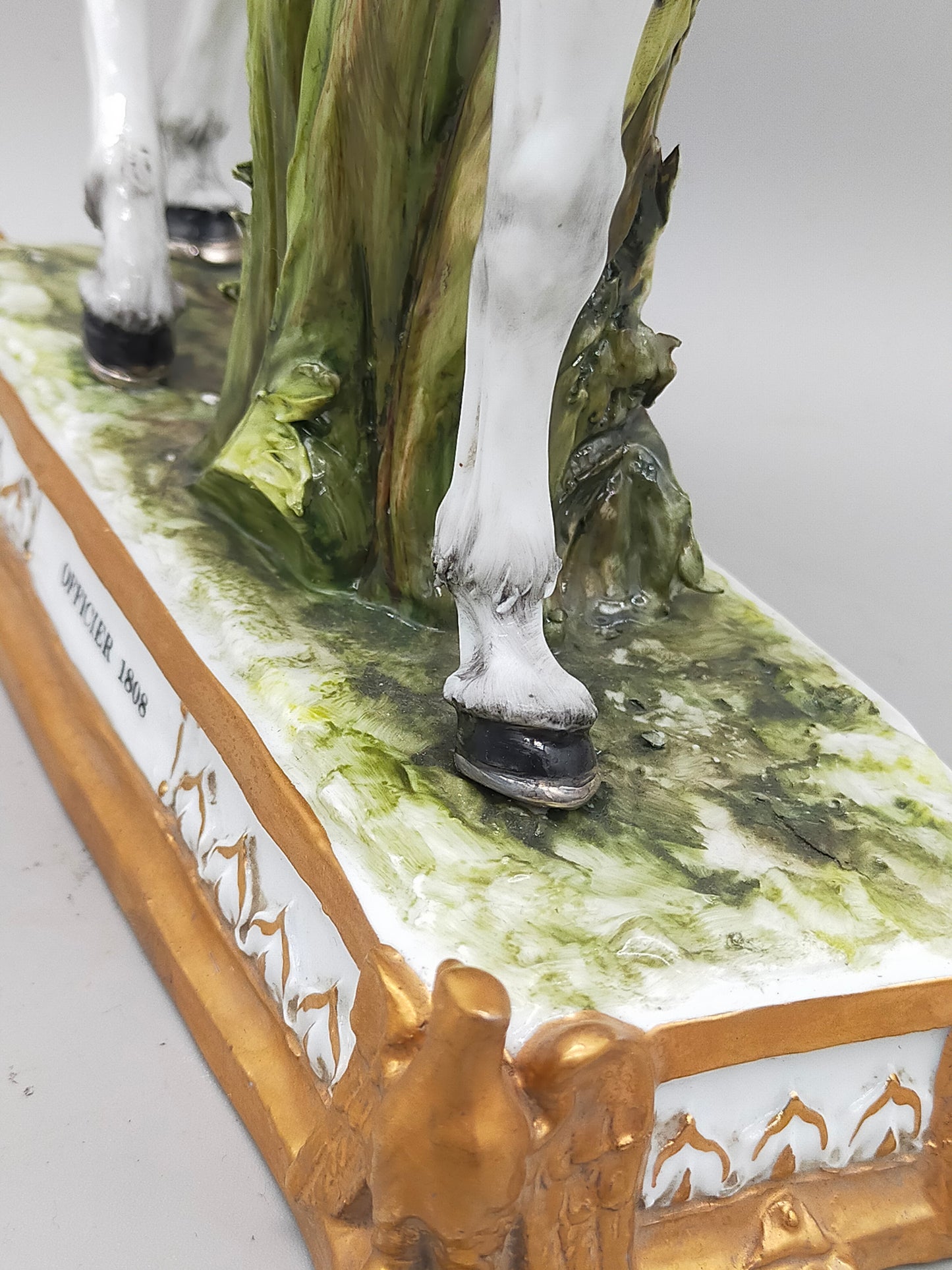 Napoleon Bonaparte Offizier 1808 - Porzellan Figur Limoges Handarbeit