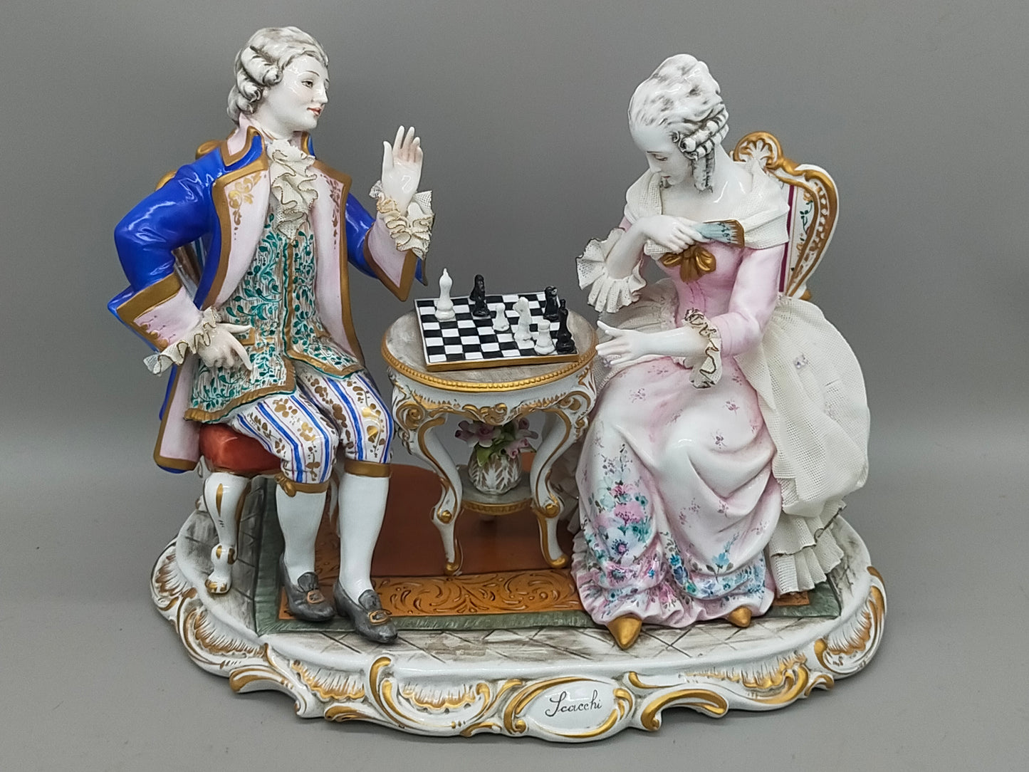 Limoges Porzellan Figur Paar Schach Szene handarbeit signiert