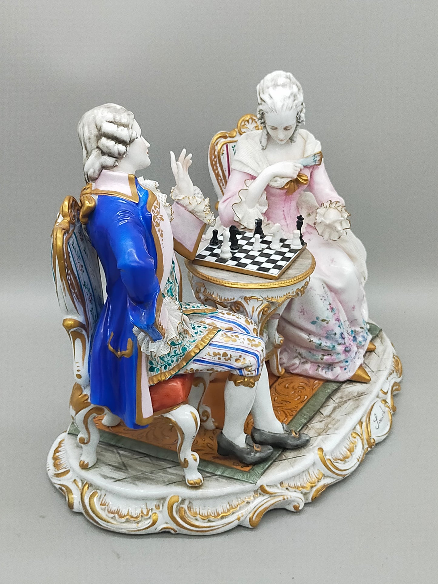 Limoges Porzellan Figur Paar Schach Szene handarbeit signiert