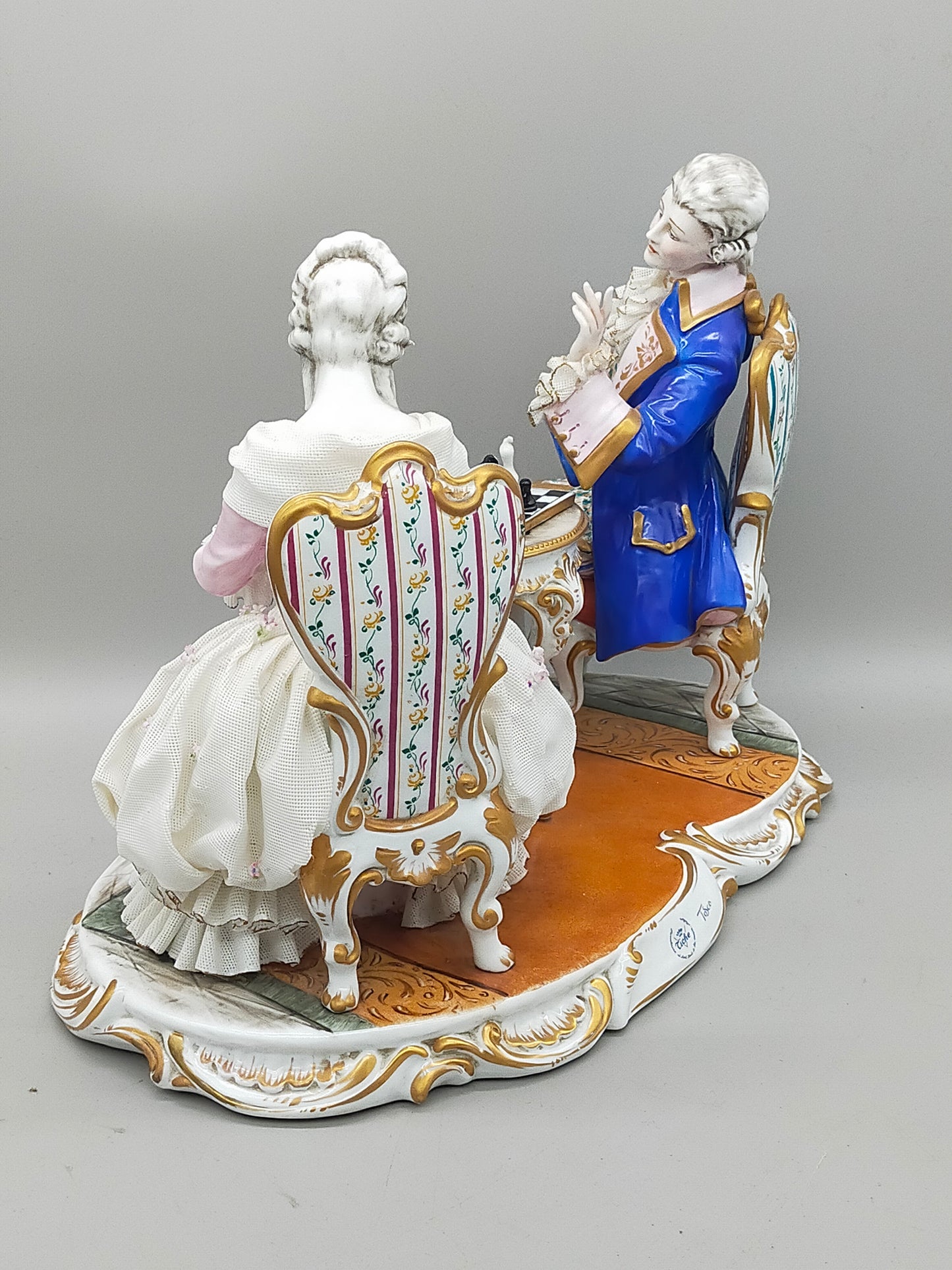 Limoges Porzellan Figur Paar Schach Szene handarbeit signiert
