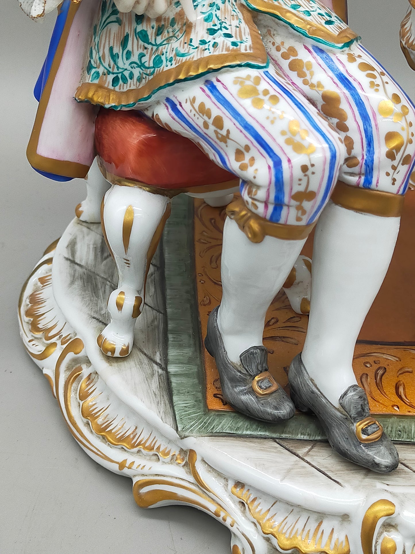 Limoges Porzellan Figur Paar Schach Szene handarbeit signiert