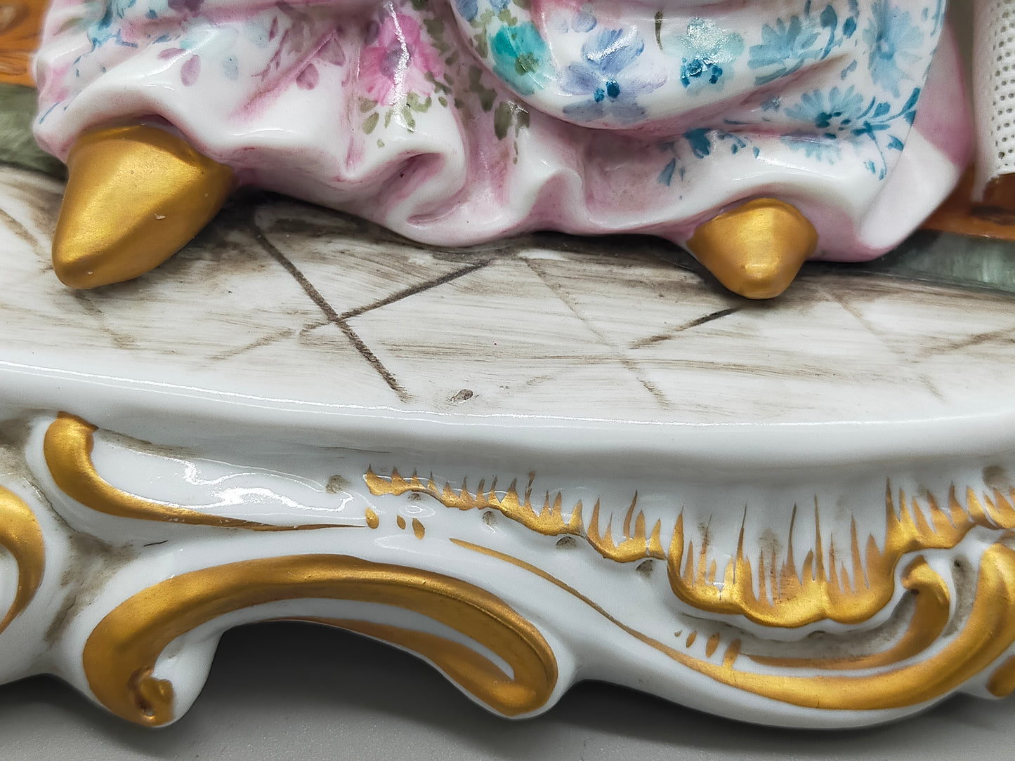Limoges Porzellan Figur Paar Schach Szene handarbeit signiert
