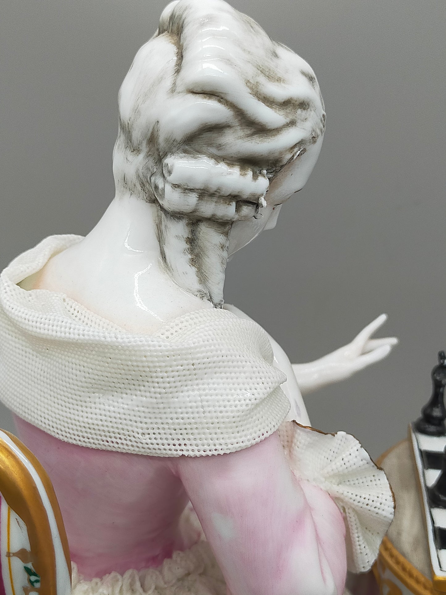 Limoges Porzellan Figur Paar Schach Szene handarbeit signiert