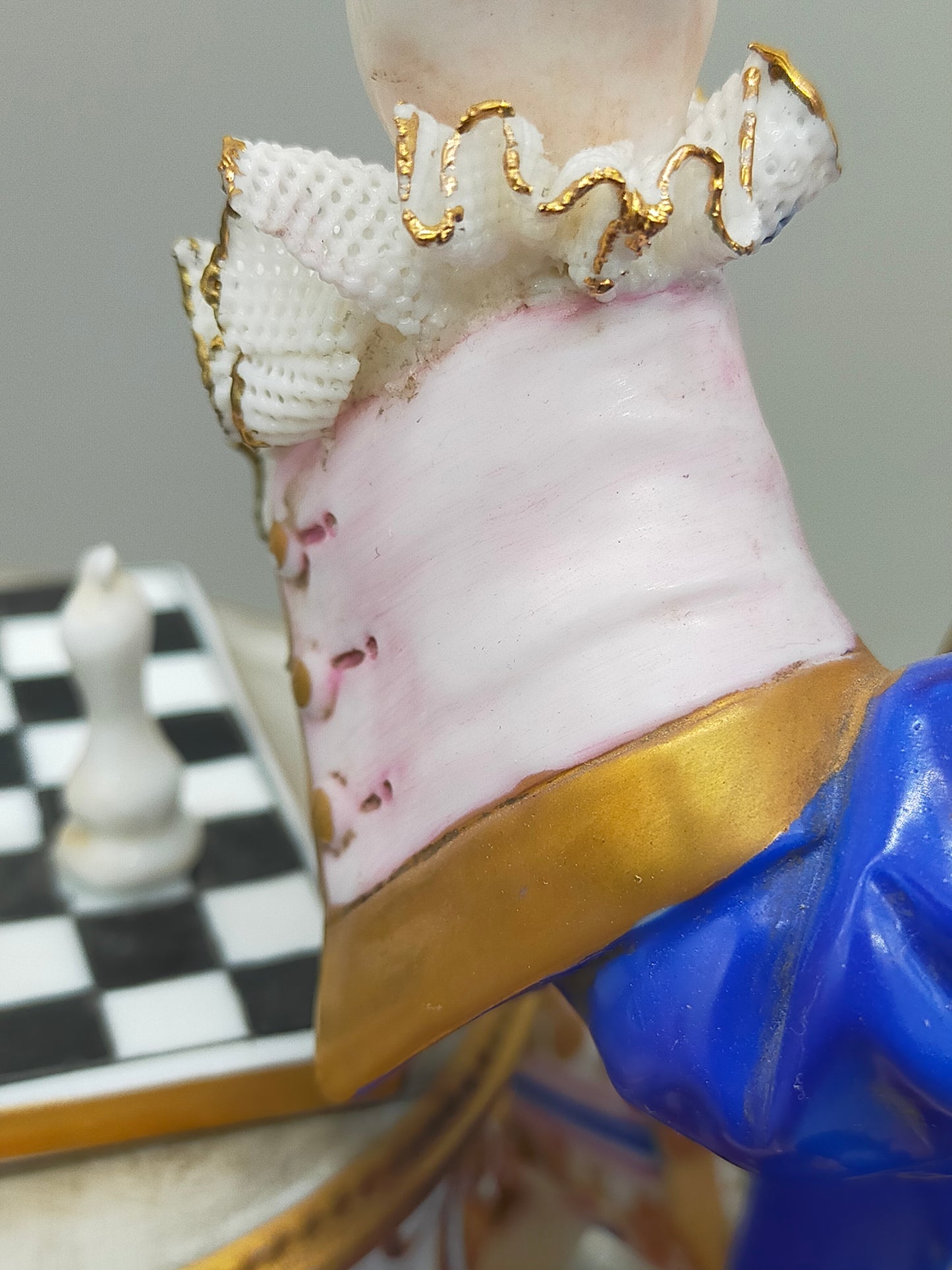 Limoges Porzellan Figur Paar Schach Szene handarbeit signiert