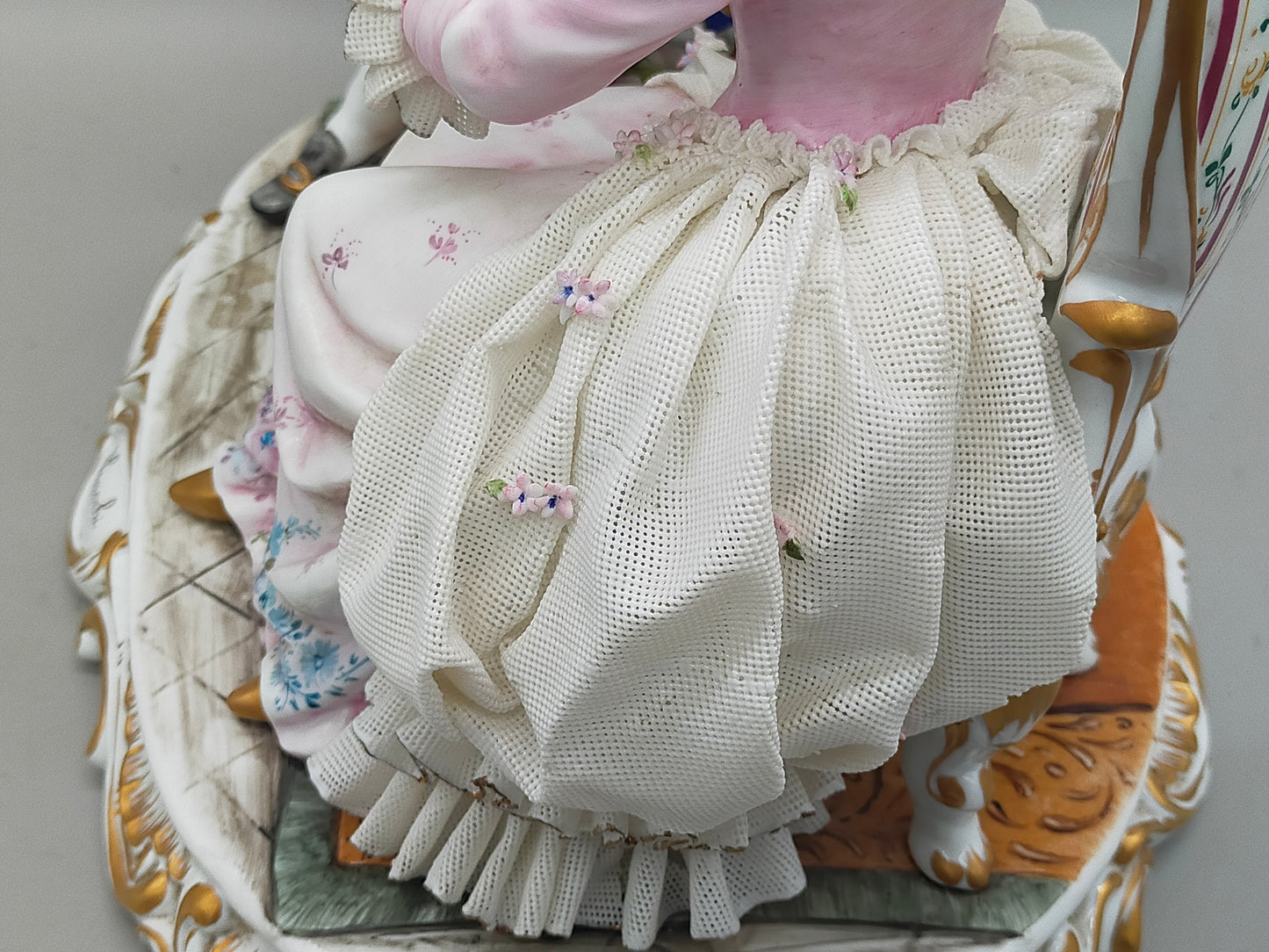 Limoges Porzellan Figur Paar Schach Szene handarbeit signiert