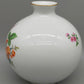 Meissen Porzellan Vase handbemalt florales Dekor