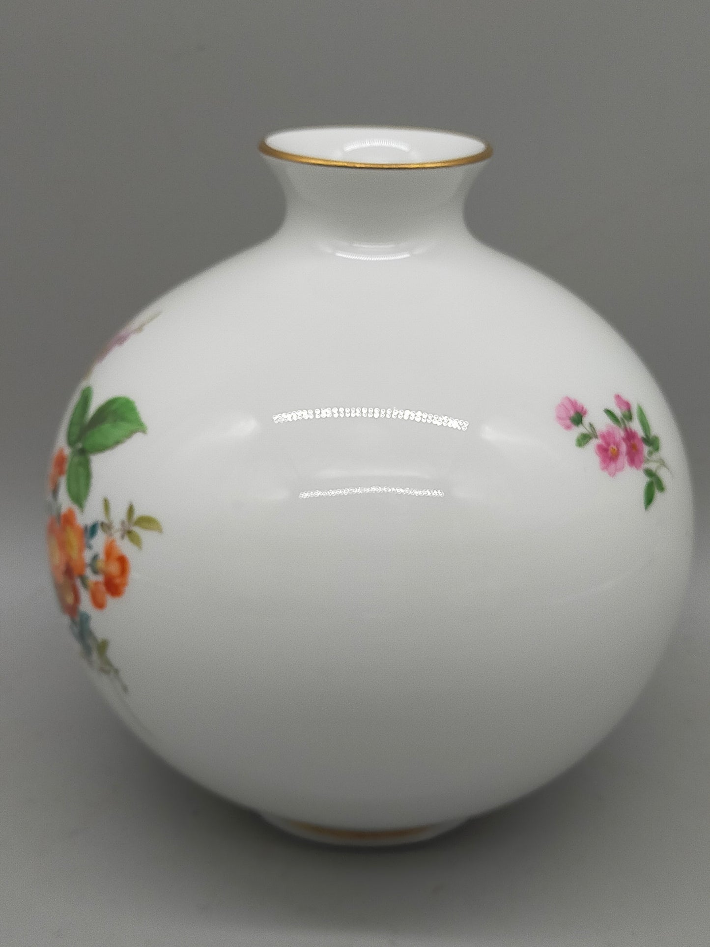 Meissen Porzellan Vase handbemalt florales Dekor