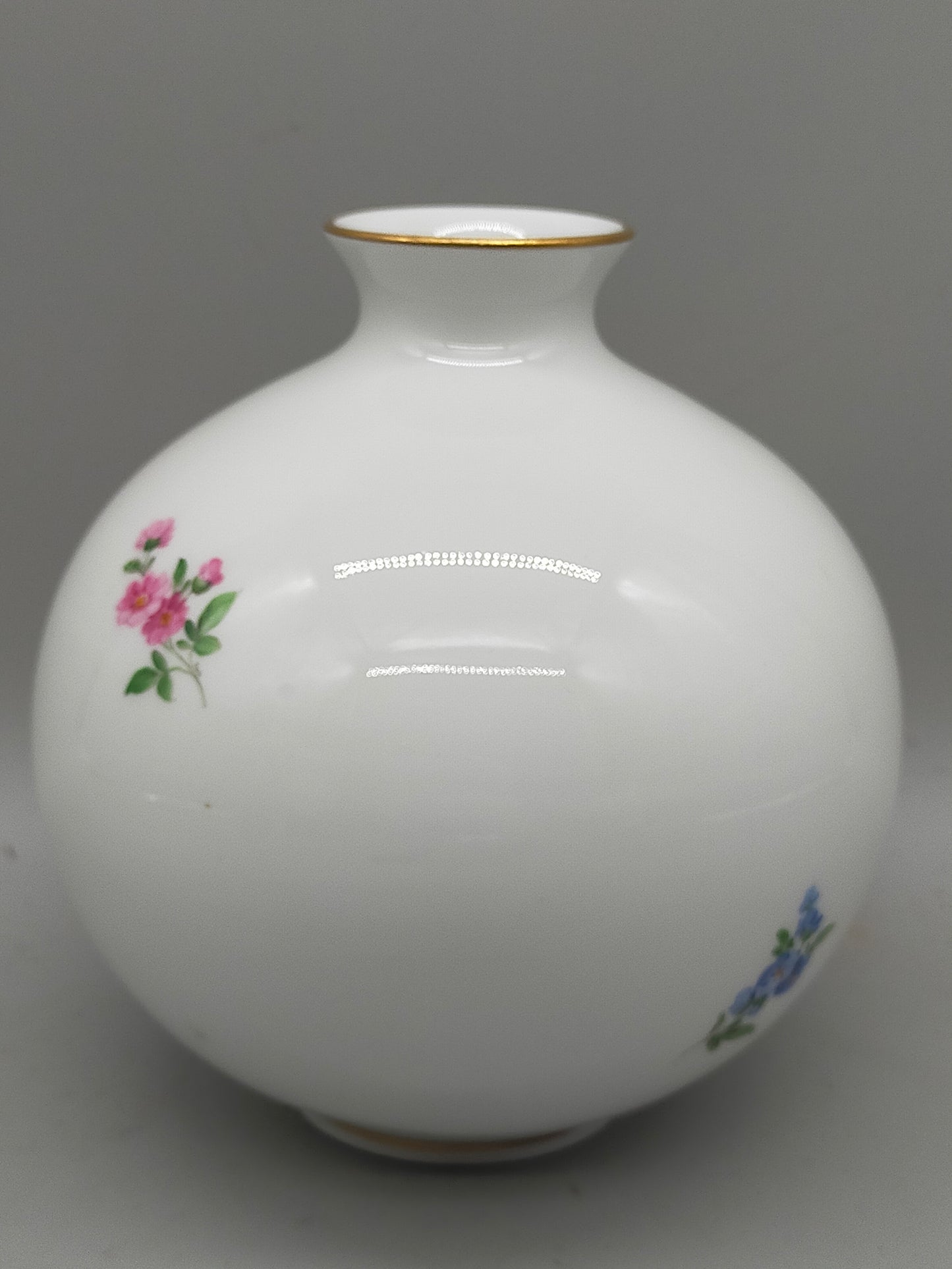 Meissen Porzellan Vase handbemalt florales Dekor