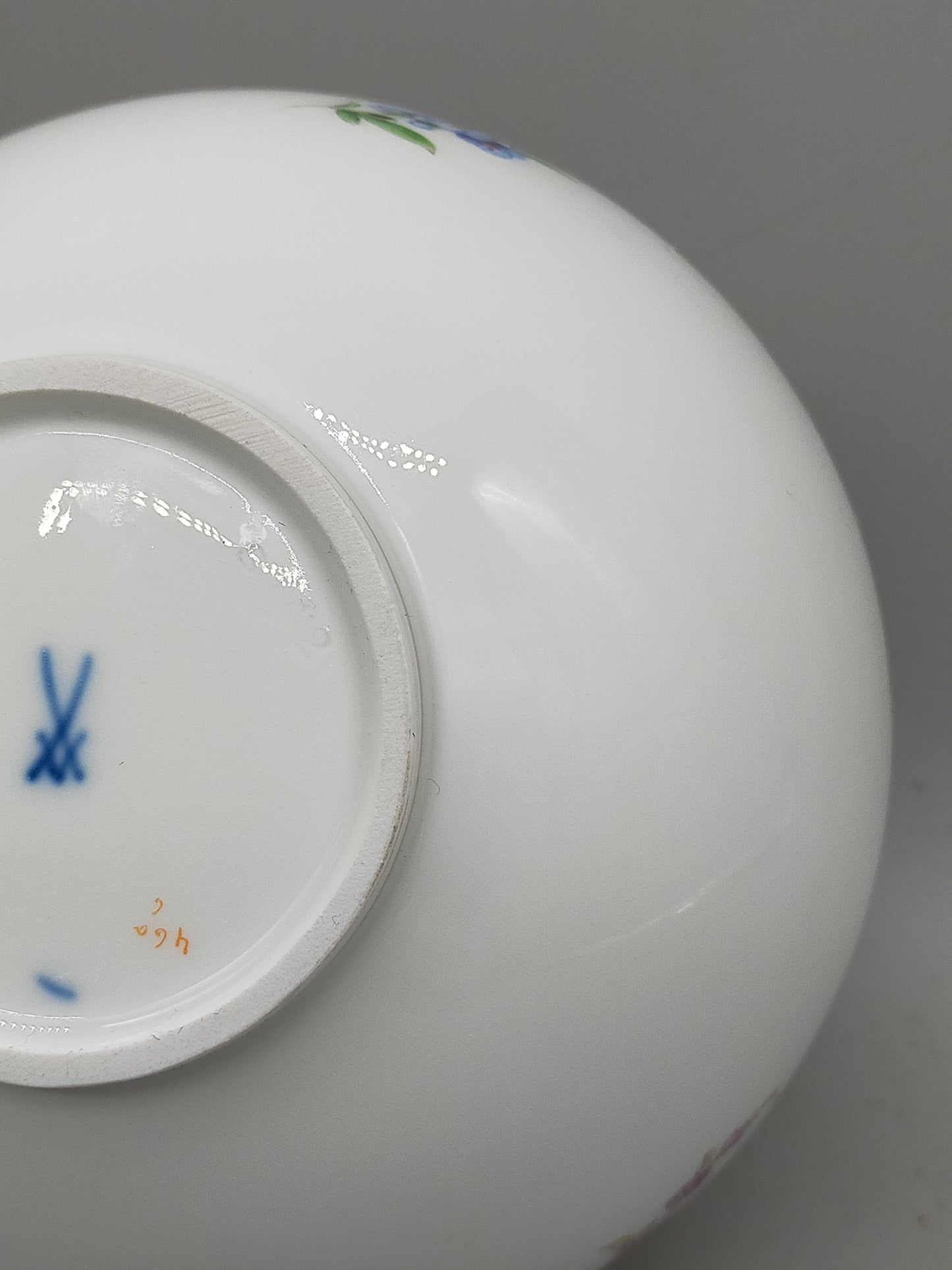 Meissen Porzellan Vase handbemalt florales Dekor