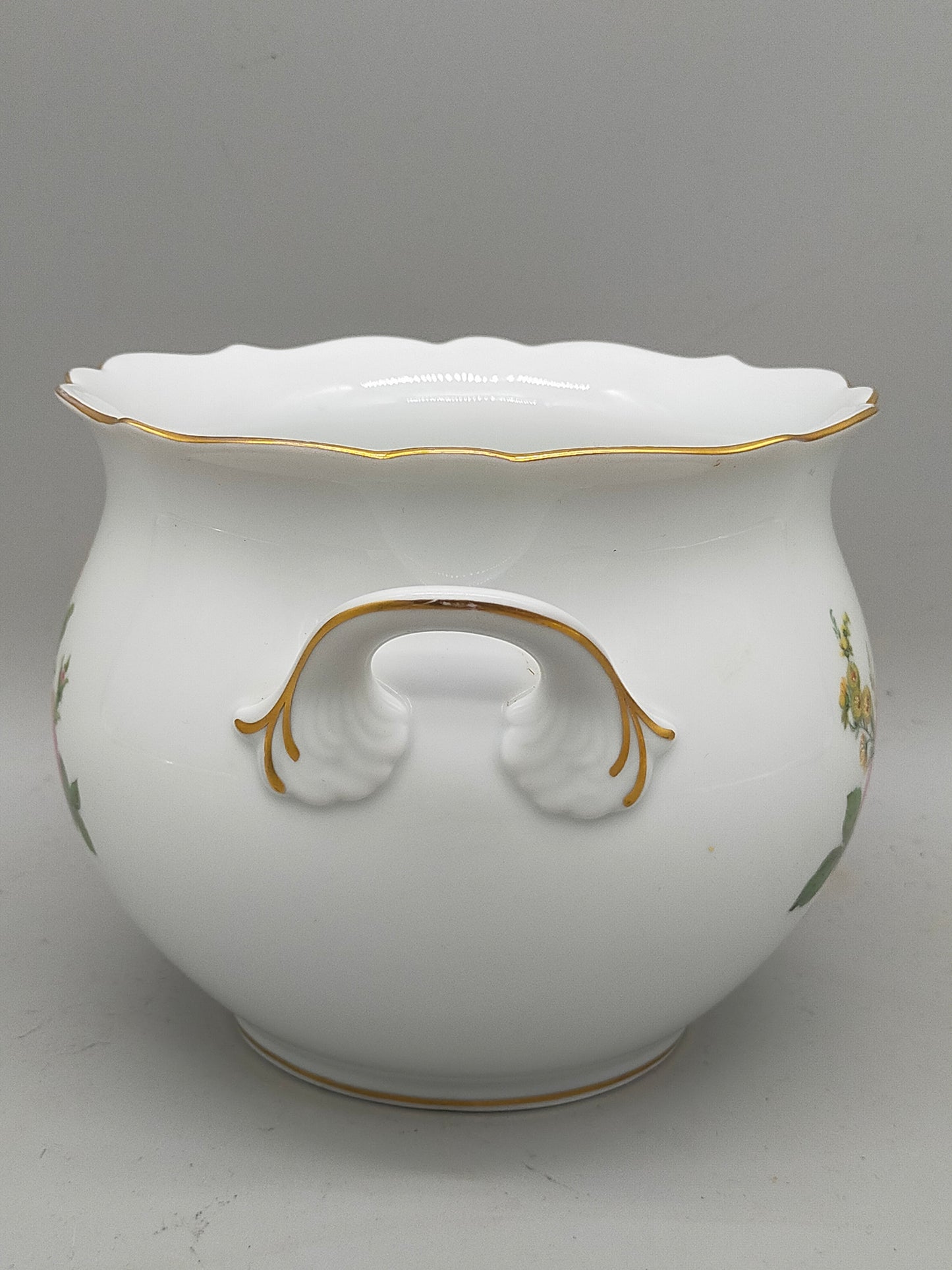 Kaiser Porzellan Schale floral handbemalt mit Goldrand Farbe