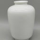 KPM Berlin Porzellan Vase – Klassisch Weiß, Zeitlose Eleganz