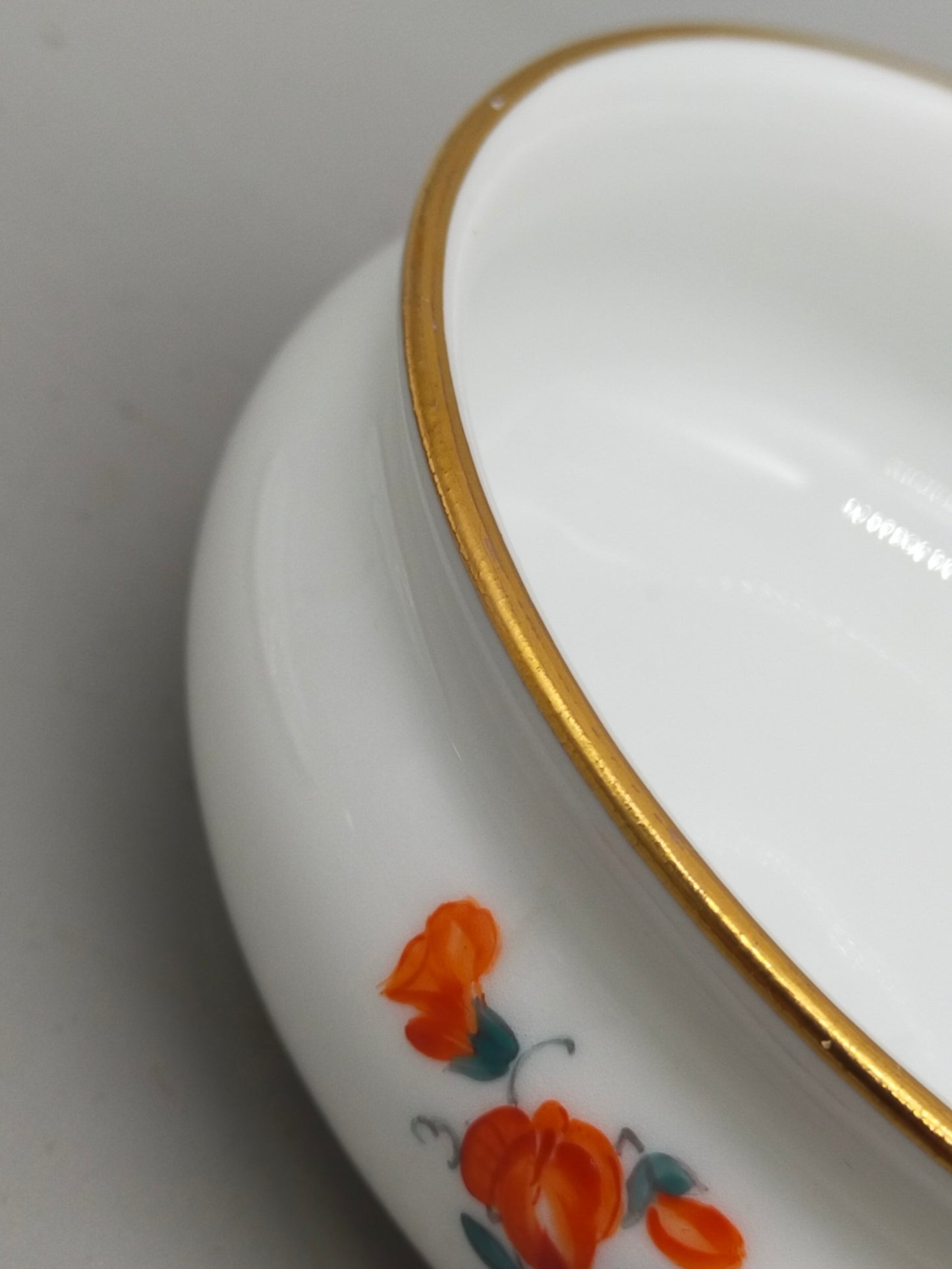 Meissen Porzellan Dose mit Deckel – Handbemalt & Goldfarberand