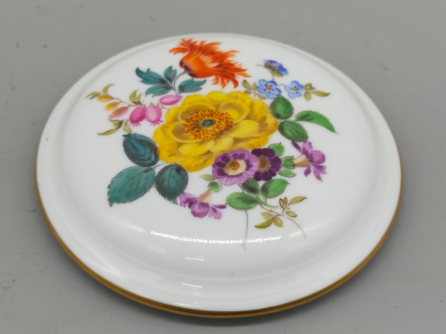 Meissen Porzellan Dose mit Deckel – Handbemalt & Goldfarberand