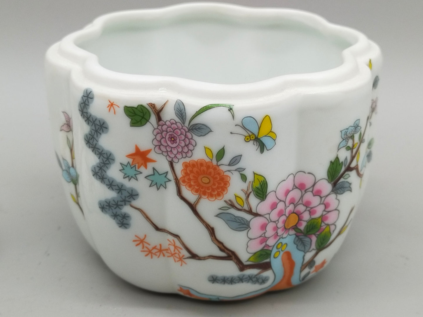 Aichi Seto Japan Porzellan Dose – Floral bemalt mit Deckel & Gold