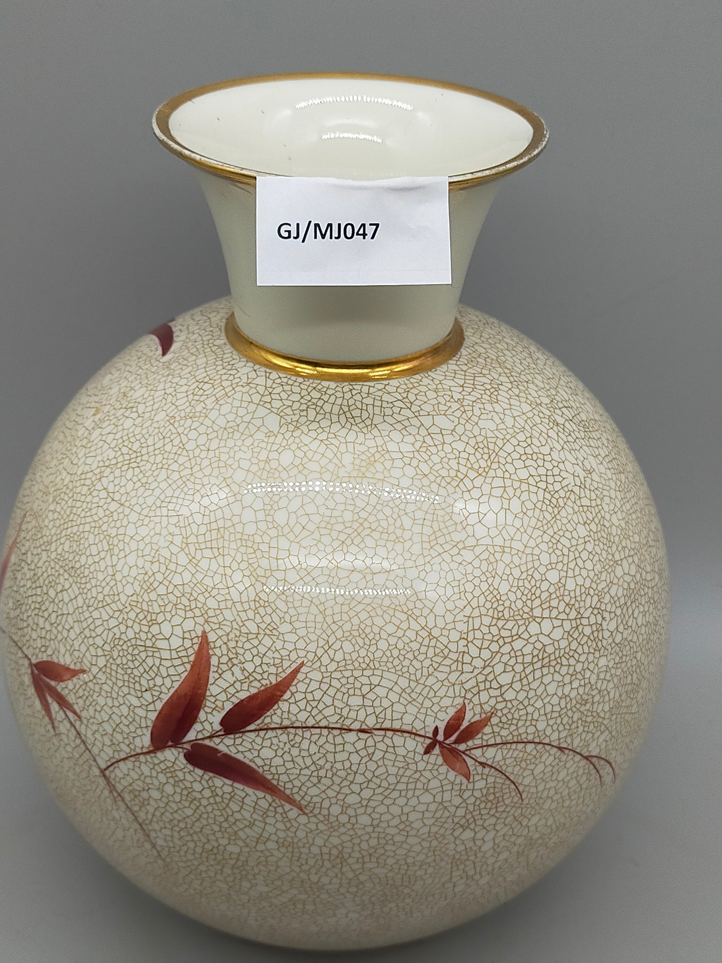 Rosenthal Vase mit Vogelmotiv - Elegantes