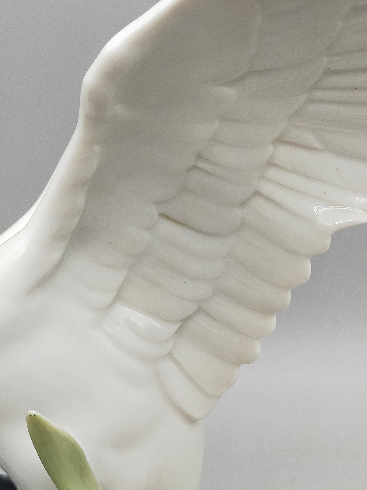 Lorenz Hutschenreuther Schwan Figur – Elegante Porzellan Skulptur