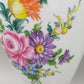 Prachtvolle Dresden Porzellan Schwanenhenkel Vase – Handbemaltes Blumendekor