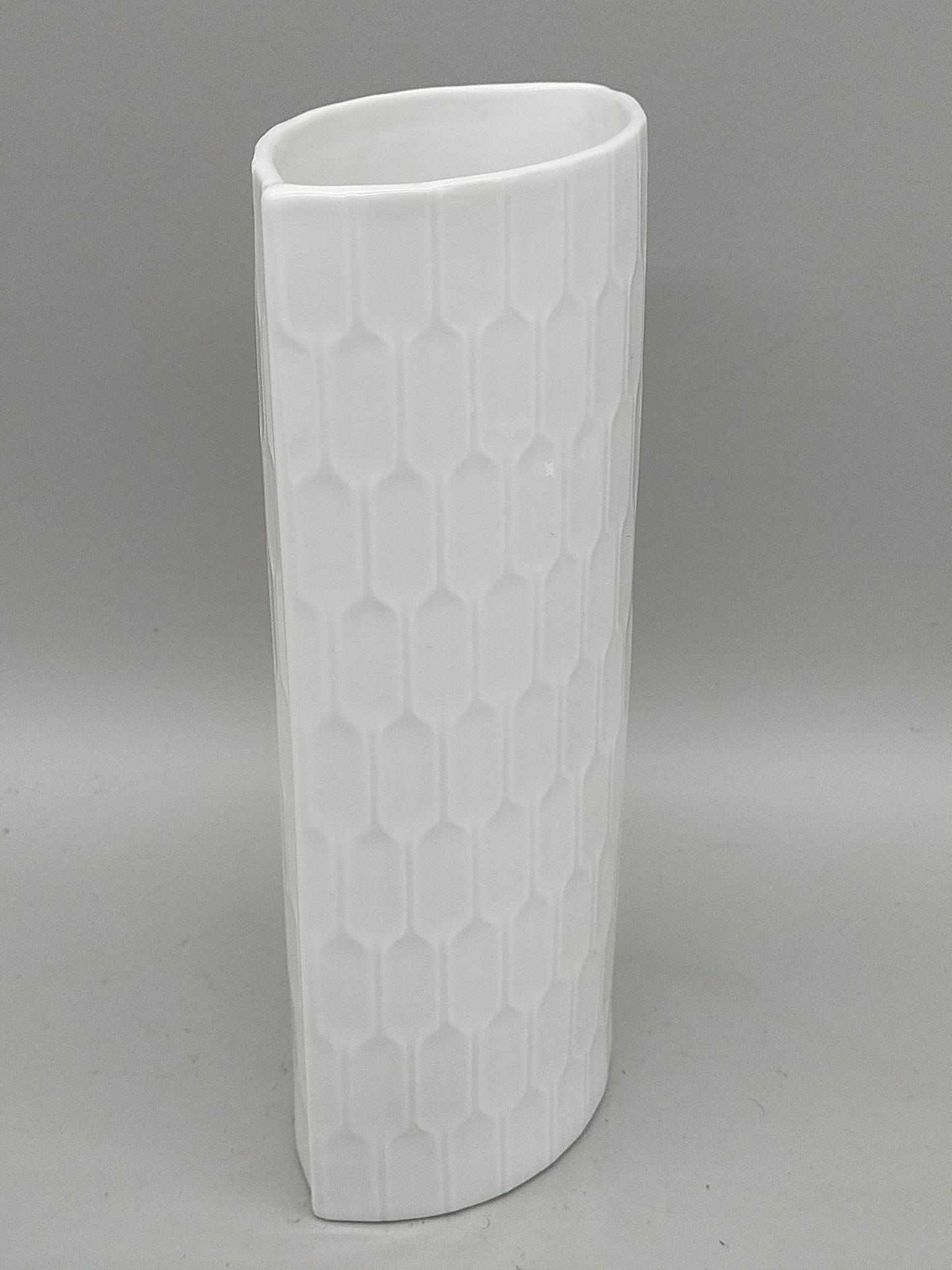 Zeitlose Alka Kunst Bavaria Vase – Weißes Relief-Design für modernes Wohnen