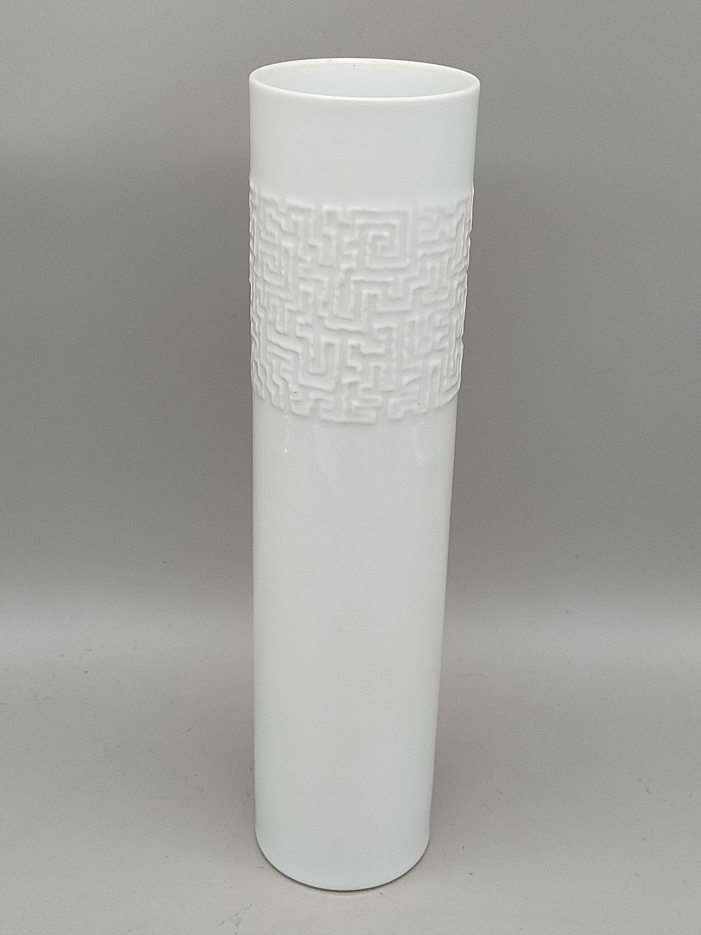 Edle AK Kaiser Porzellan Vase „Eos“ – Weißes Relief Design von M. Frey