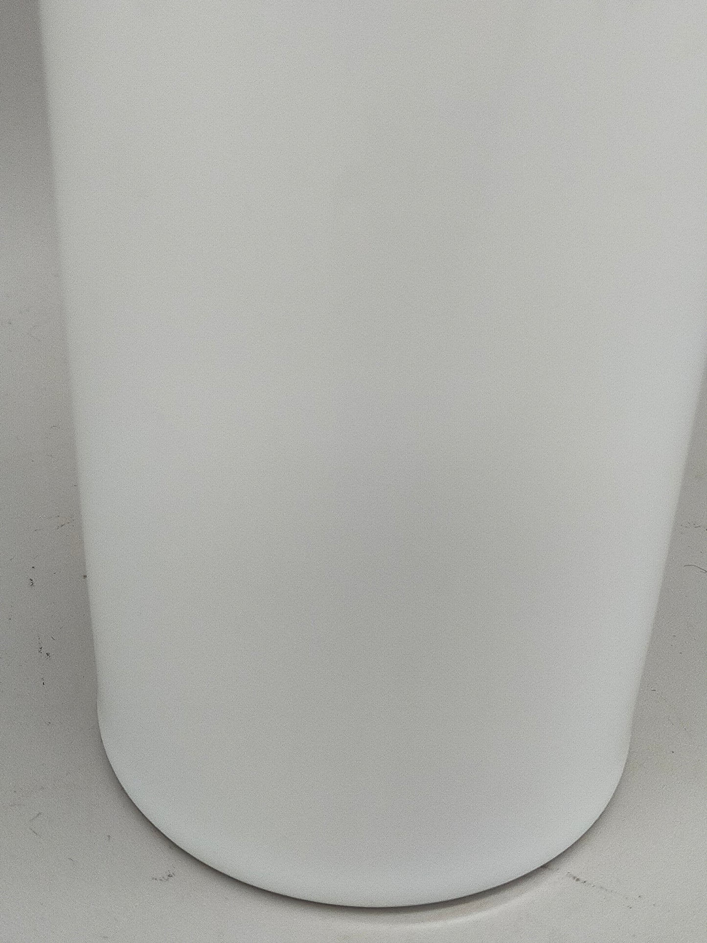 Edle AK Kaiser Porzellan Vase „Eos“ – Weißes Relief Design von M. Frey