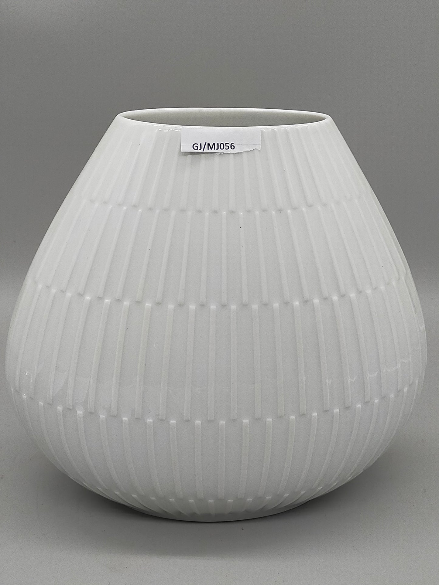Exklusive H&G  Selb Bavaria Porzellan Vase – Weißes Relief-Design