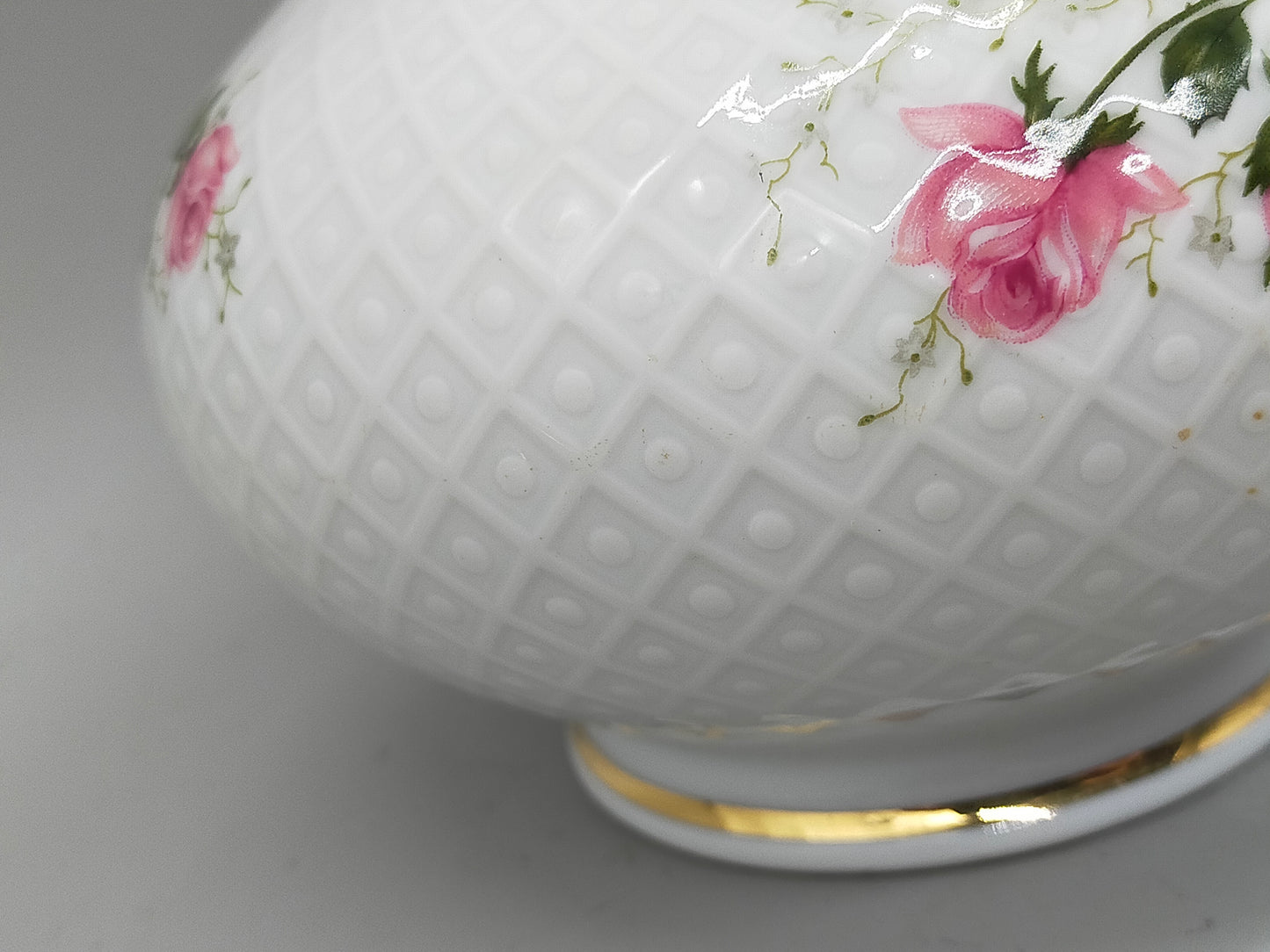 Seltmann Weiden Porzellan Vase Annabell – Edles Rosen Dekor