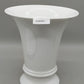 Edle Tettau Atelier Porzellan Vase – Weißes Design in Kelchform