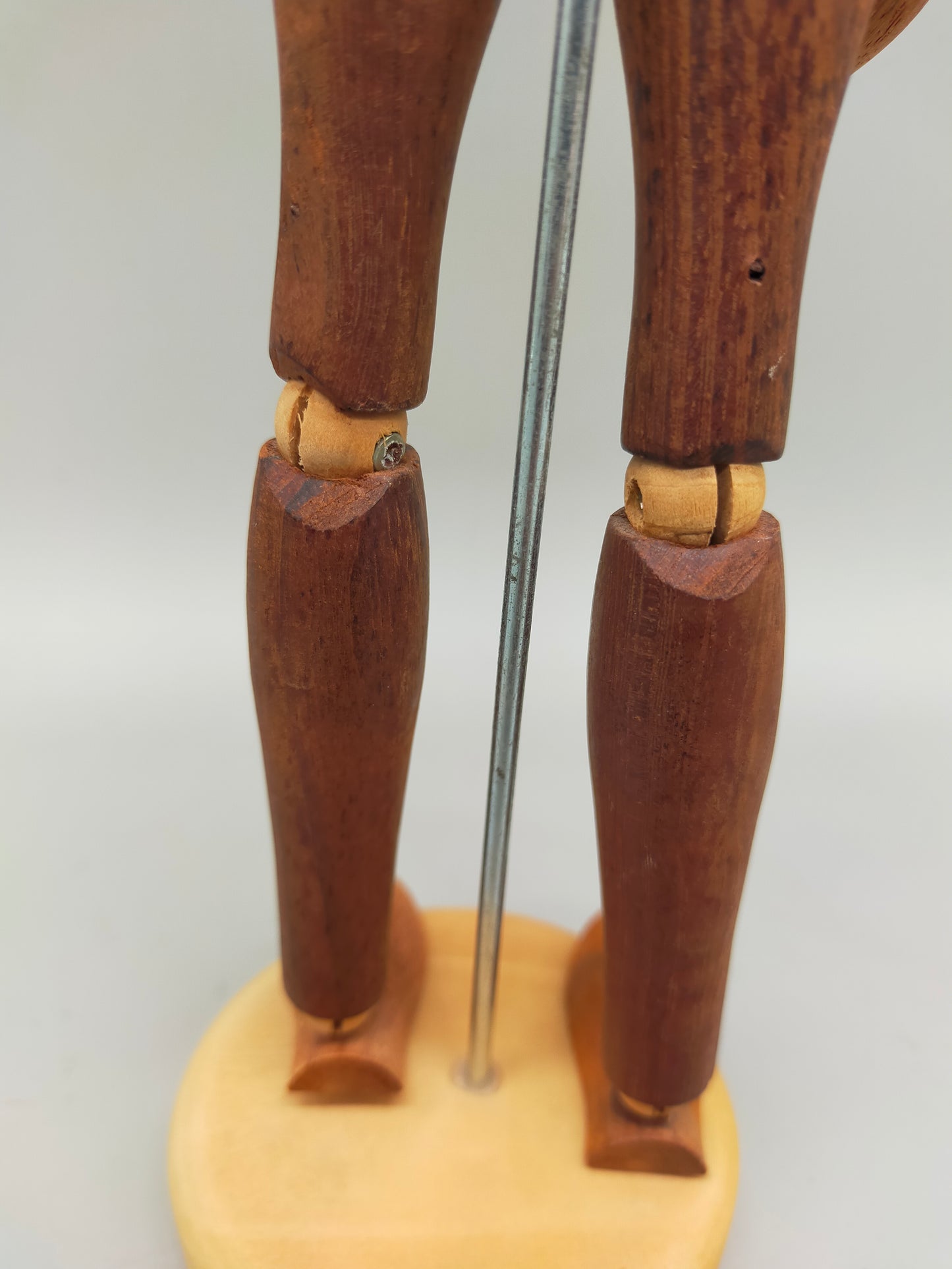 Gliederpuppe aus Holz – Klassische Glieder Figur für Künstler & Deko