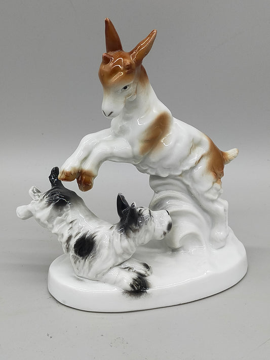Antike Carl Scheidig Gräfenthal Porzellanfigur – Ziege und Hund im Spiel