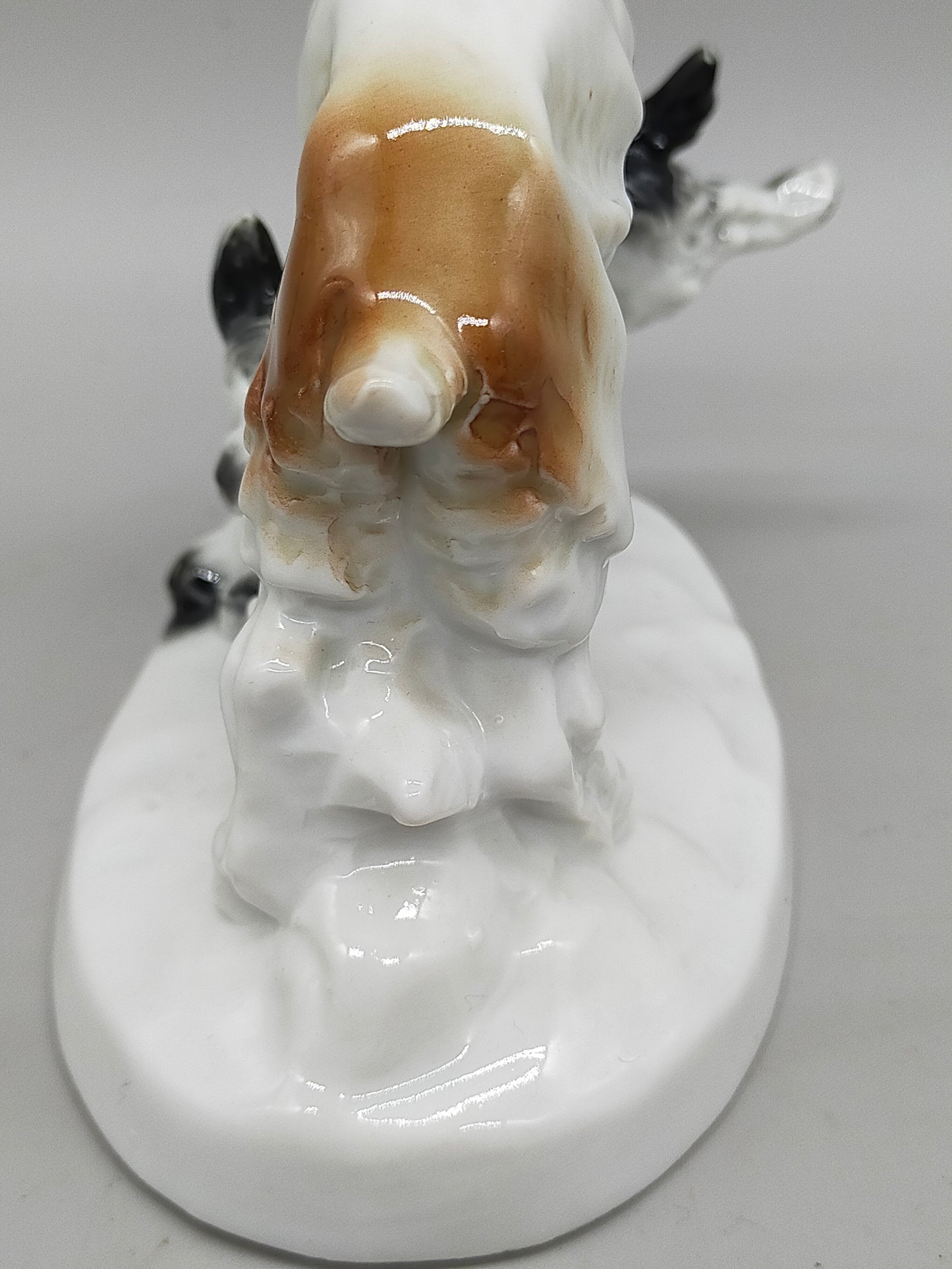 Antike Carl Scheidig Gräfenthal Porzellanfigur – Ziege und Hund im Spiel